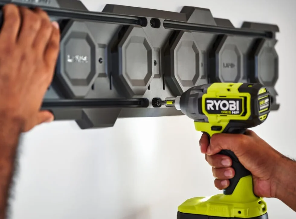 RYOBI Link System starter pack RSLWPK-7PC 2 guide a parete 4 ganci 1 vassoio doppio