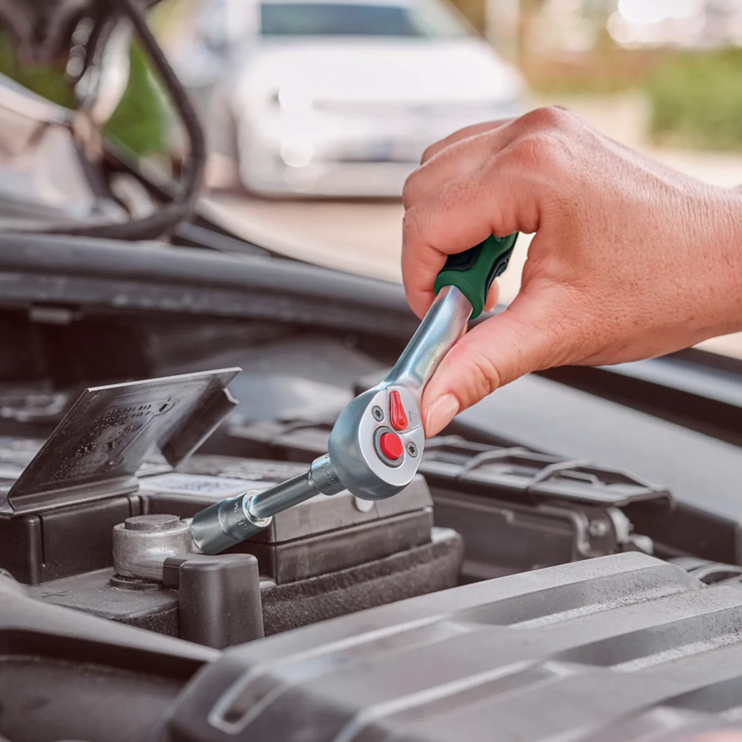 Bosch Zestaw 14-częściowy nasadek 1/4" z grzechotką i uchwytem magnetycznym