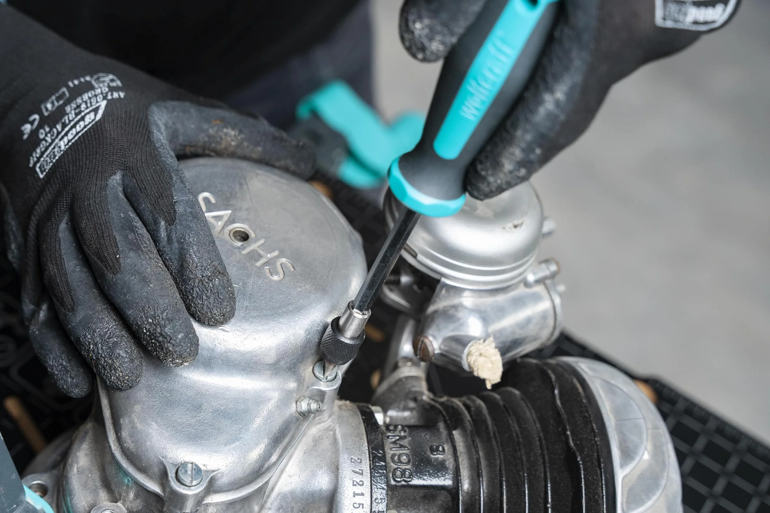 Wolfcraft Avvitatore manuale con vano portainserti lungo