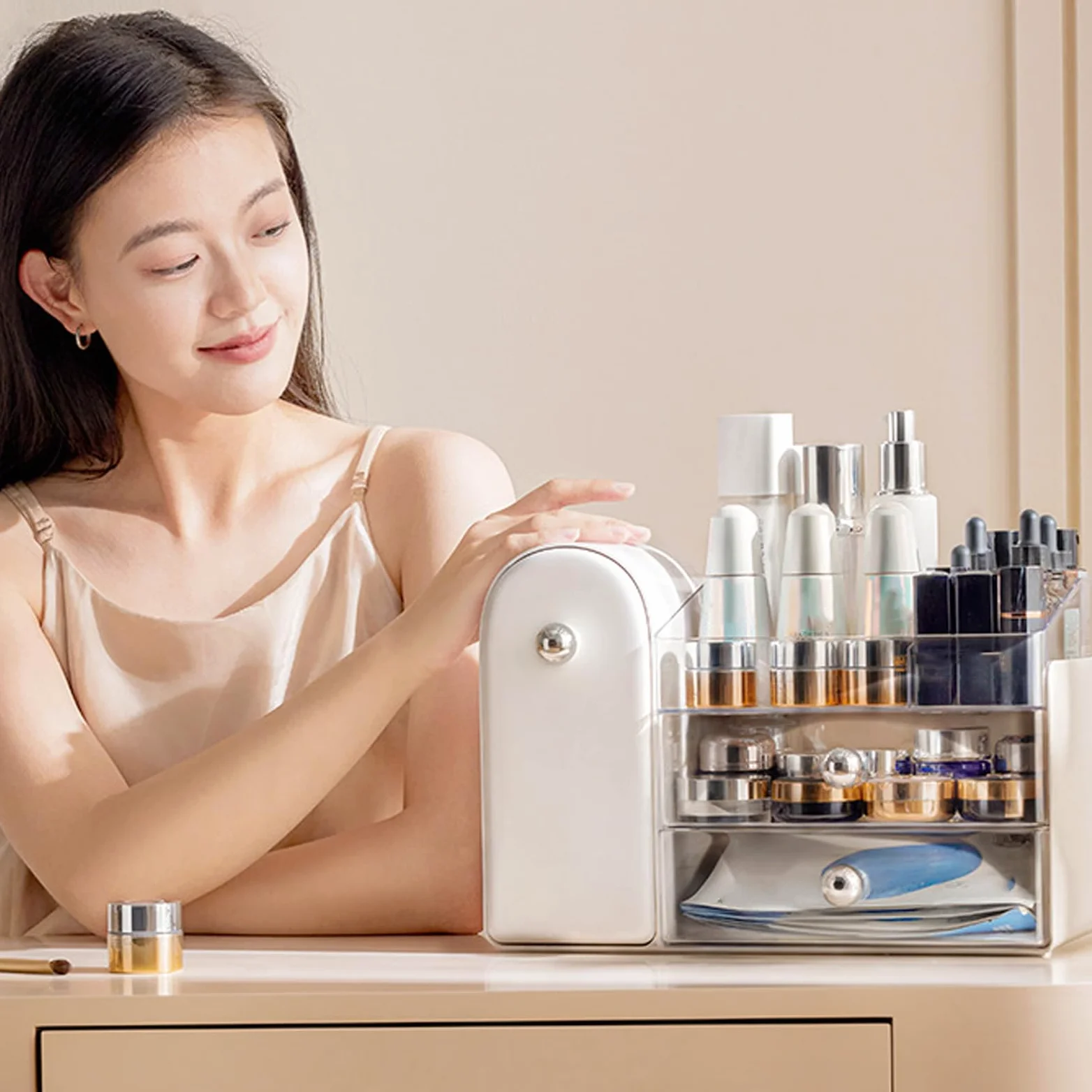 Organizzatori di trucco con vetrina per ombretto, porta pennelli da banco per la cura della pelle per il piano di lavoro del bagno con portaspazzole
