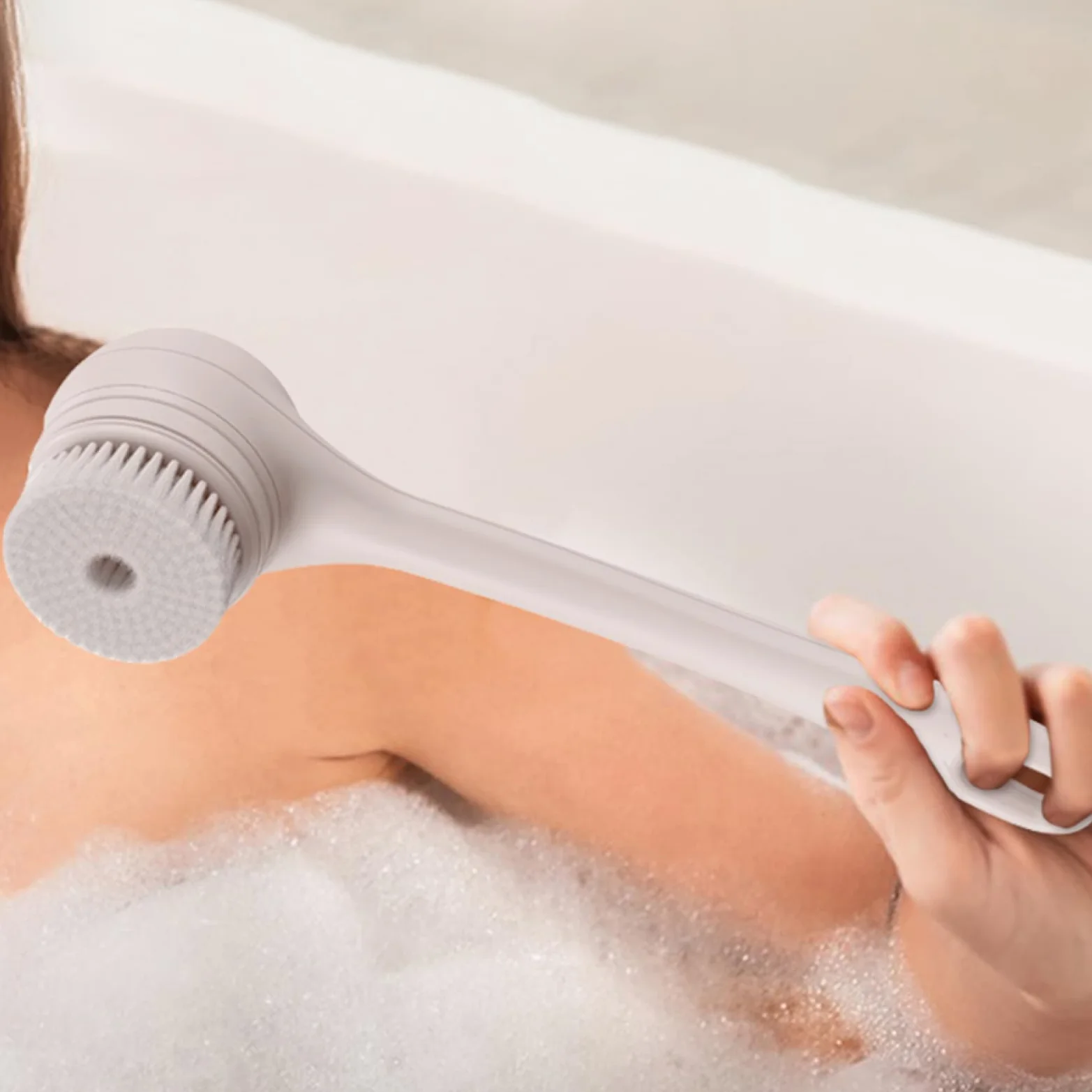 Scrubber per la schiena per doccia, spazzola da bagno con doppio manico | Scrubber per il corpo con spazzole per bagno e corpo con ricarica USB impermeabile | Spazzola elettrica a batteria grande con
