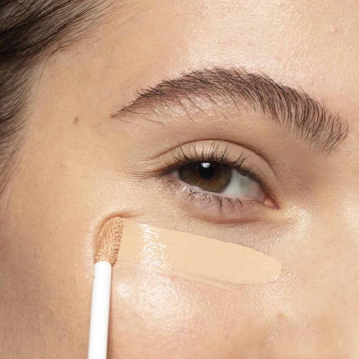 Pupa Fondotinta Fluido Waterproof Wonder Me (030 Medium Beige Neutral) - Fondotinta Perfezione istantanea e Leggerezza assoluta, lunga Durata, resiste all’Acqua e all’Umidità - Formato 30 ml