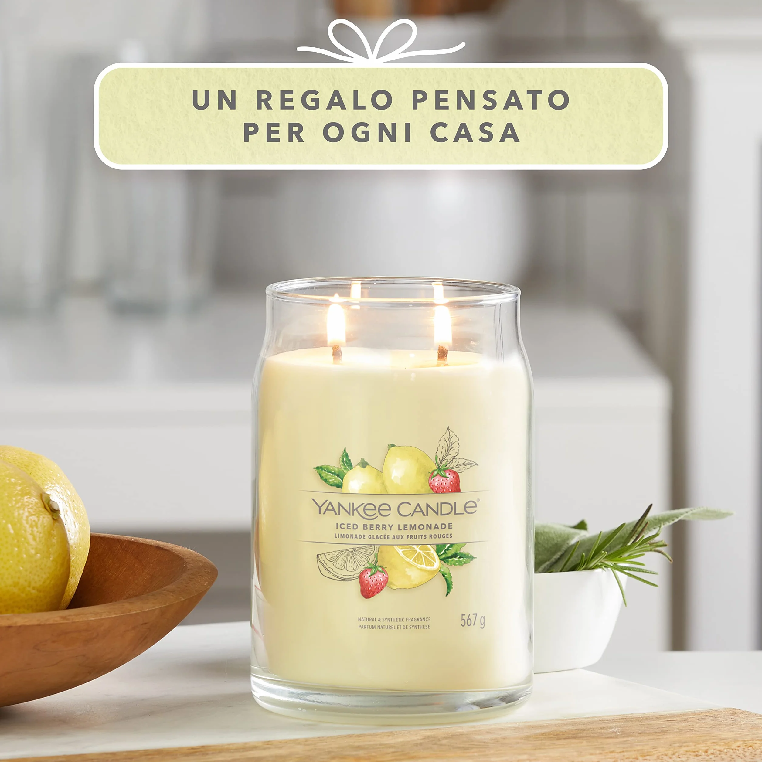 Yankee Candle Signature Candela Profumata, Limonata Ghiacciata Ai Frutti di Bosco in Giara Grande, Candele di Miscela di Cera di Soia Lunga Durata, Regalo per le Donne