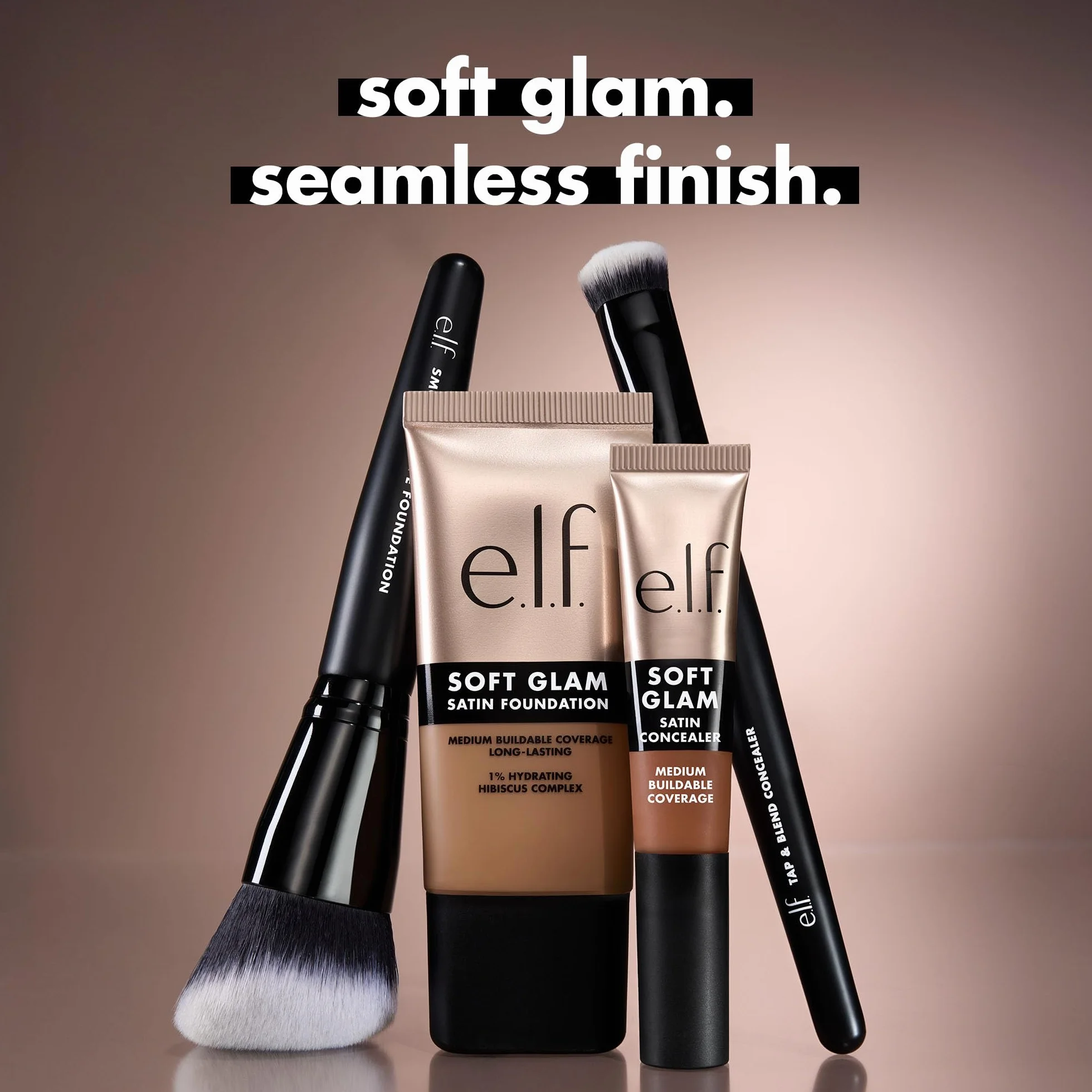 e.l.f. Smooth Swipe Foundation Brush, pennello trucco viso per un finish naturale, ideale per formule liquide e in crema, prodotto vegano e non testato sugli animali