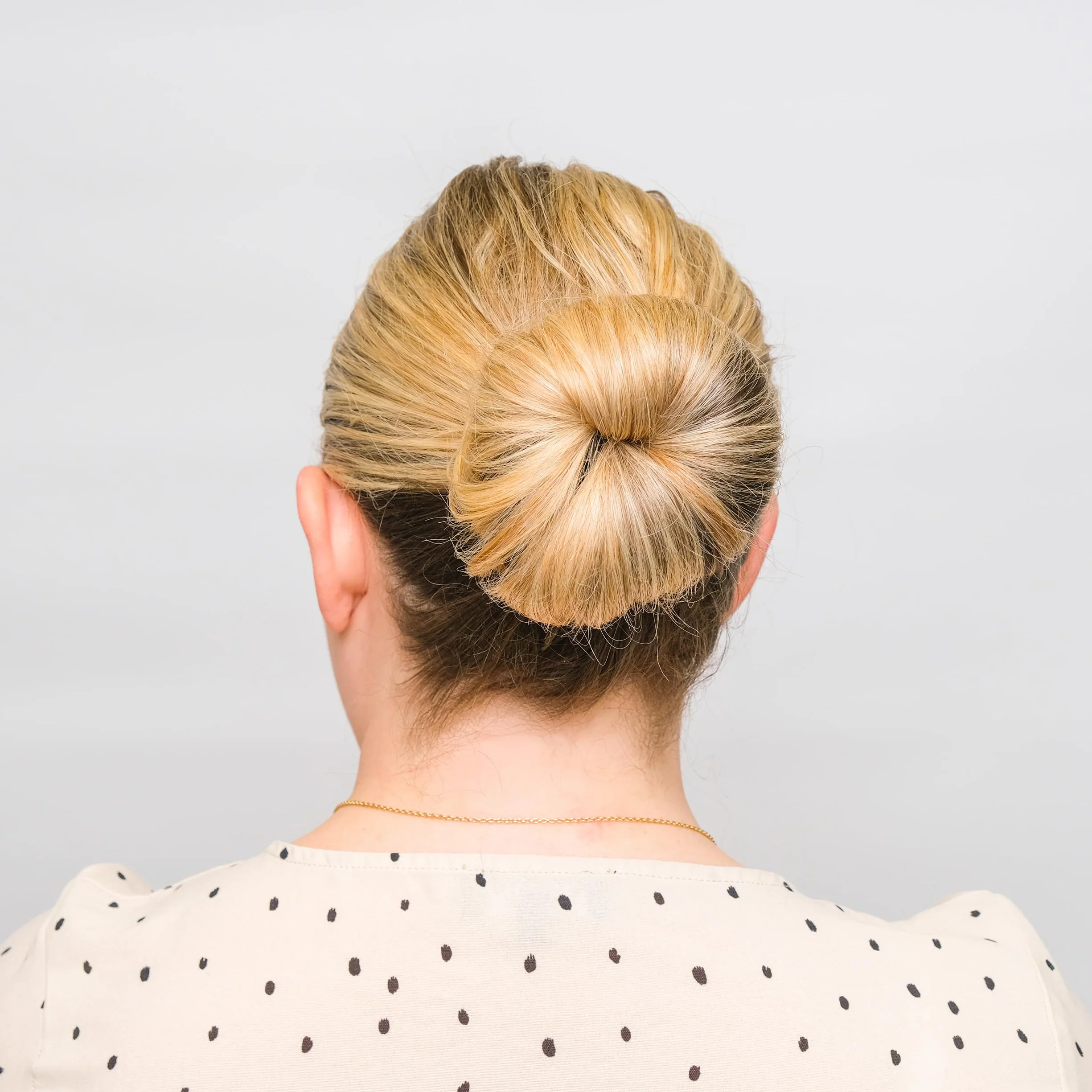 TRIXES Strumento per Styling Chignon Pack da 3 – Accessori per chignon resistenti e flessibili per acconciature raccolte facili e sicure, styling rapido, adatto per uso domestico o in salone