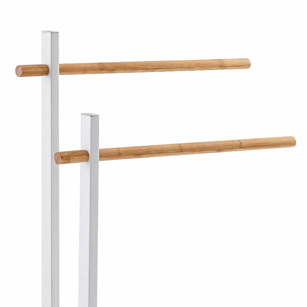 Piantana Asciugamani Bagno Bianca, 22x31xh.81 cm, Base Tonda, Bracci in Legno di Bamboo