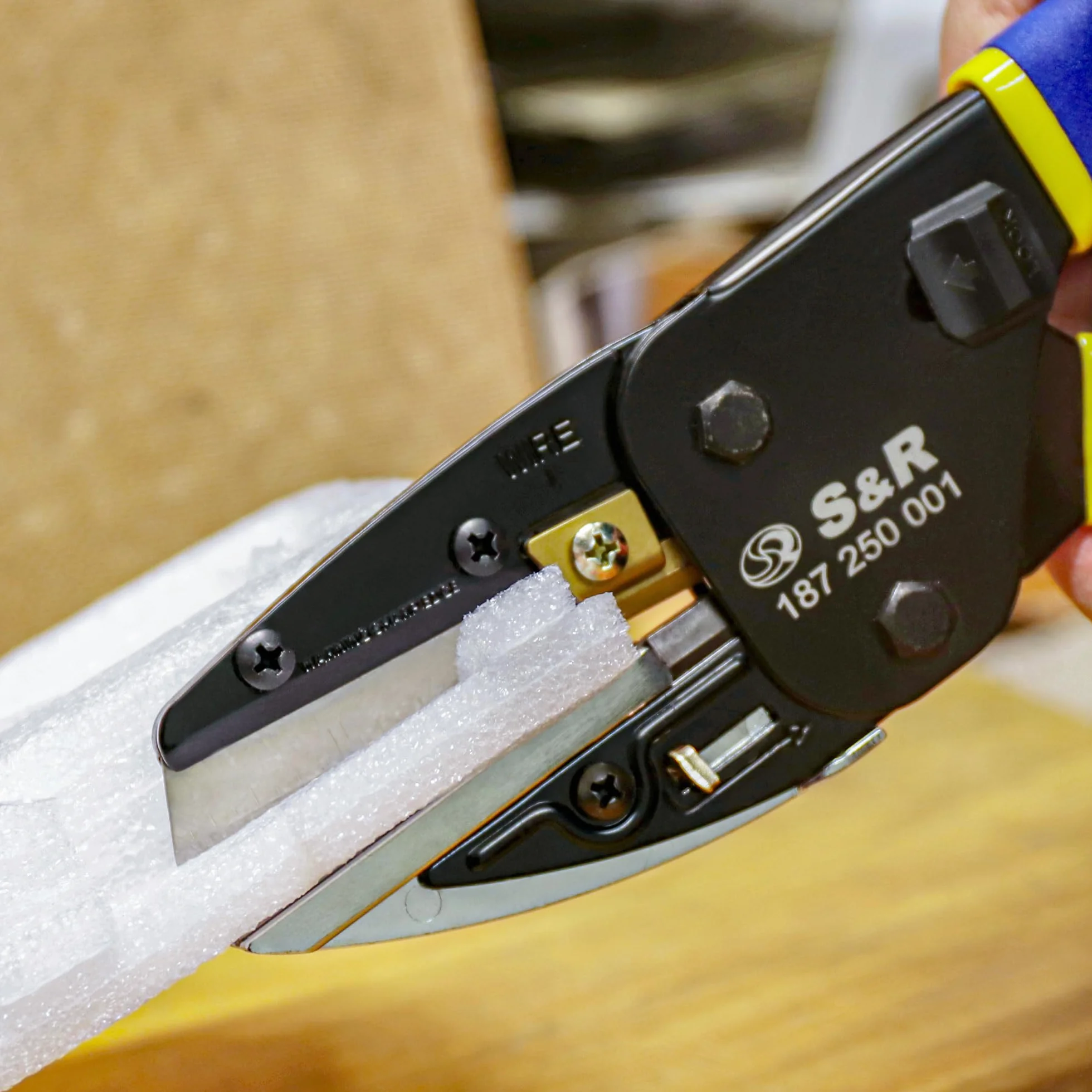 S&R Forbici Elettricista Cesoie Multiuso Cavi Gomma Cuoio Plastica
