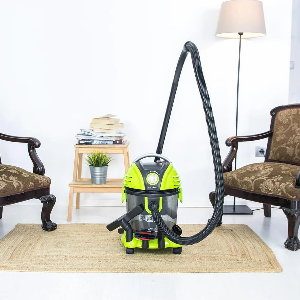 Cecotec Aspiratutto Solidi Liquidi Wet&Dry T 1200W 7m Raggio 15L Filtro Hepa Soffiatore 5 Accessori