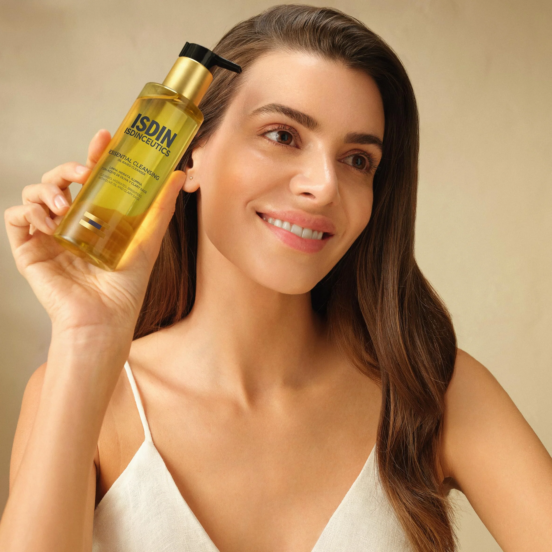 ISDIN Isdinceutics Essential Cleansing 200 ml | Olio Detergente Viso Delicato e Leggero, Texture Olio-in-Latte | Rimuove Trucco e Crema Solare | 85% di Ingredienti di Origine Naturale