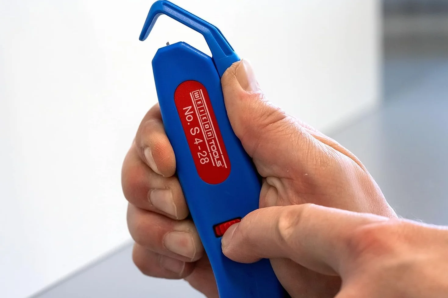 WEICON TOOLS Coltello per cavi S 4-28 | Campo di spelatura 4-28 mm con lama a gancio retrattile