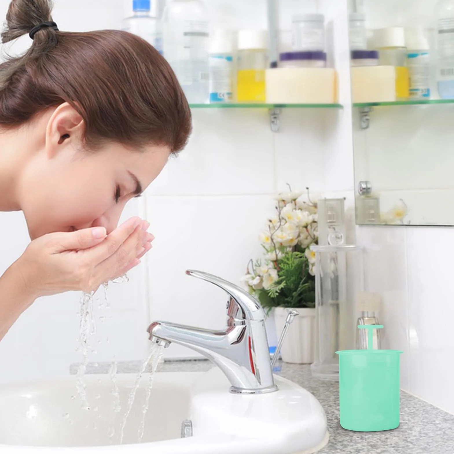 Shampoo Foam Maker, bottiglia di schiuma, schiuma per la casa, strumento per lavare le mani e il viso, lavaggio profondo del pollame e rimuovere le impurità