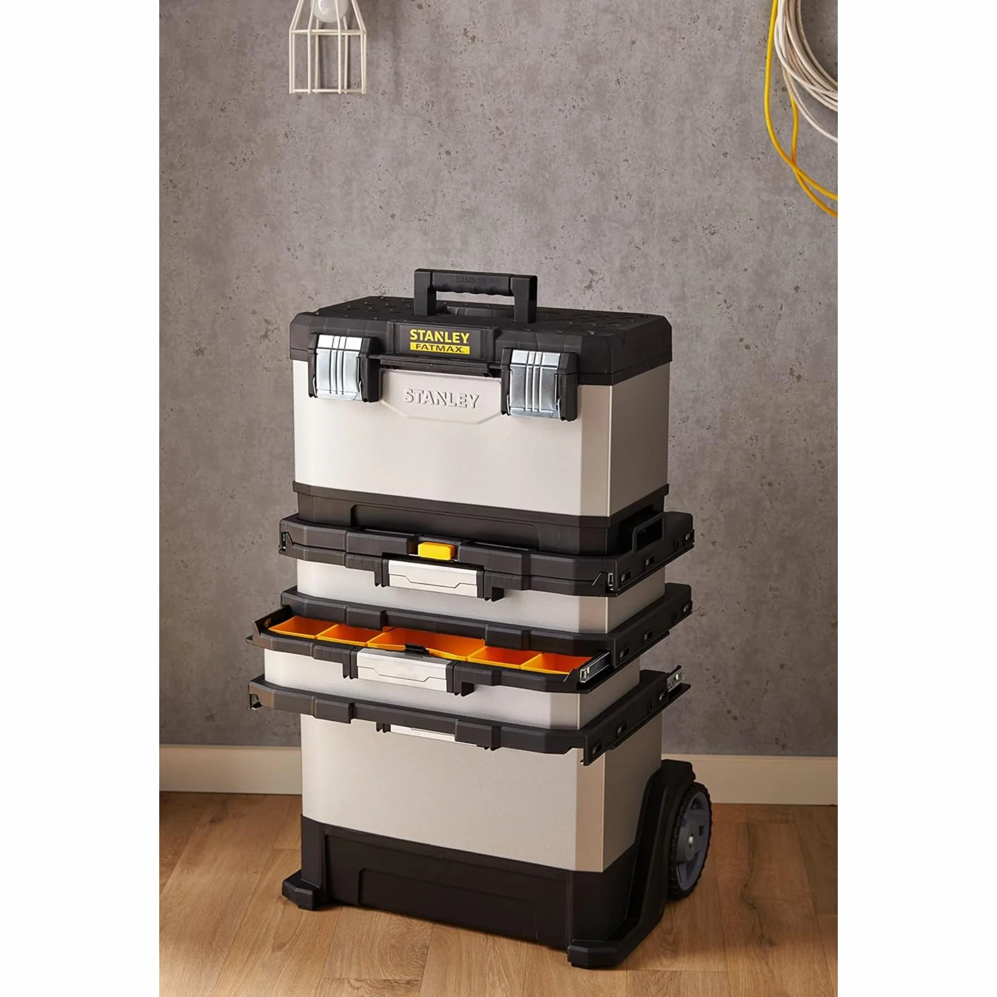 STANLEY FATMAX Carrello Porta Utensili 56.8 x 89.3 x 38.9 cm 1-95-622