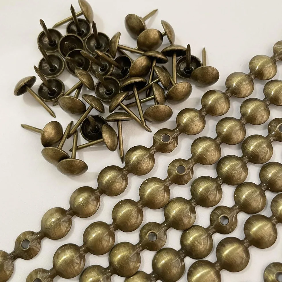 Let's Decorate Strisce decorative per tappezzeria 10 m diametro 9,5 mm ottone con puntine per divano testiera panca