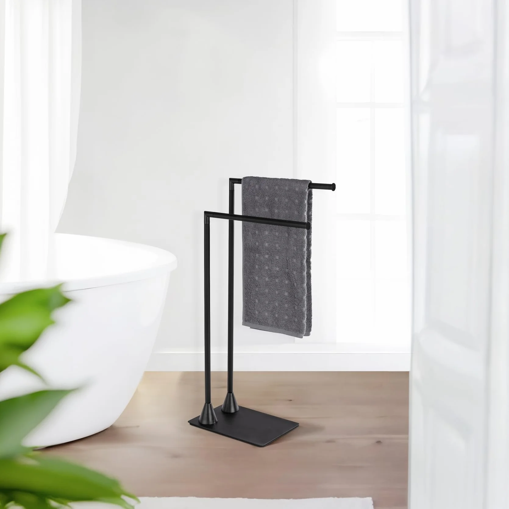 WENKO Piantana portasalviette Hella Stender portabiti, Acciaio, 43.5 x 78.5 x 20 cm, Nero