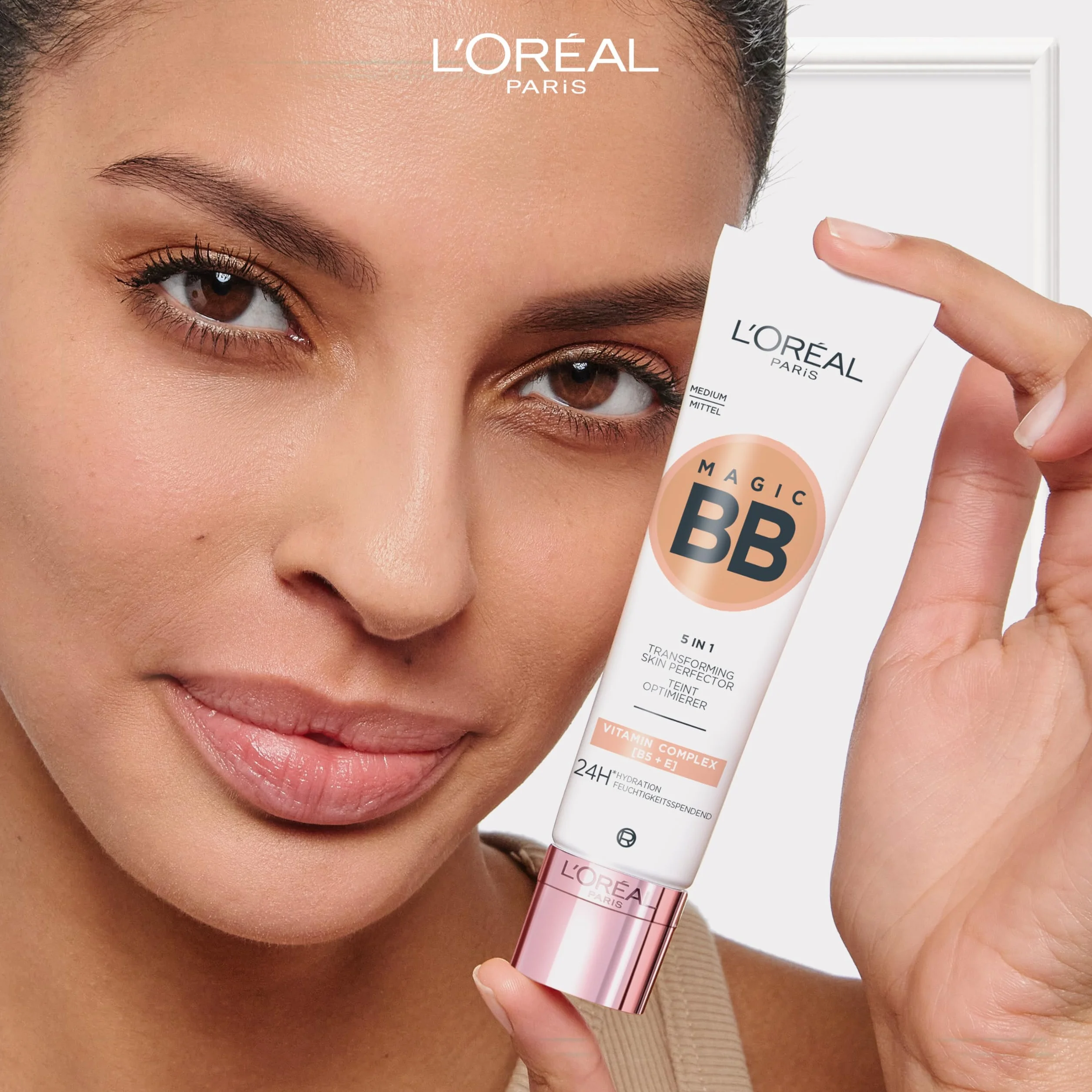 L'Oréal Paris Magic BB Cream con SPF 20, tinta per la pelle 5 in 1 con vitamina B5 e vitamina E, formula idratante leggera che si adatta al tono della pelle per una finitura naturale e luminosa, 30