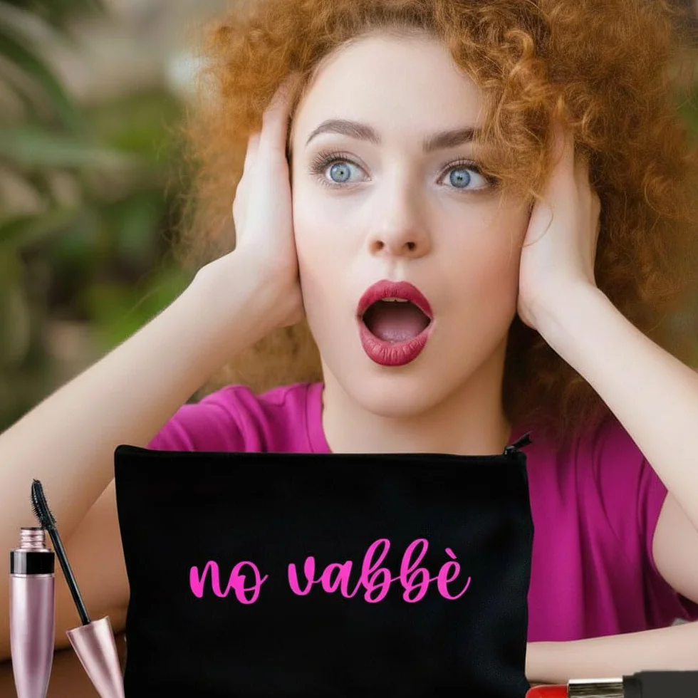 Pochette in tela “no vabbè” – Astuccio nero con scritta rosa – Beauty case divertente 21x13 cm con cerniera