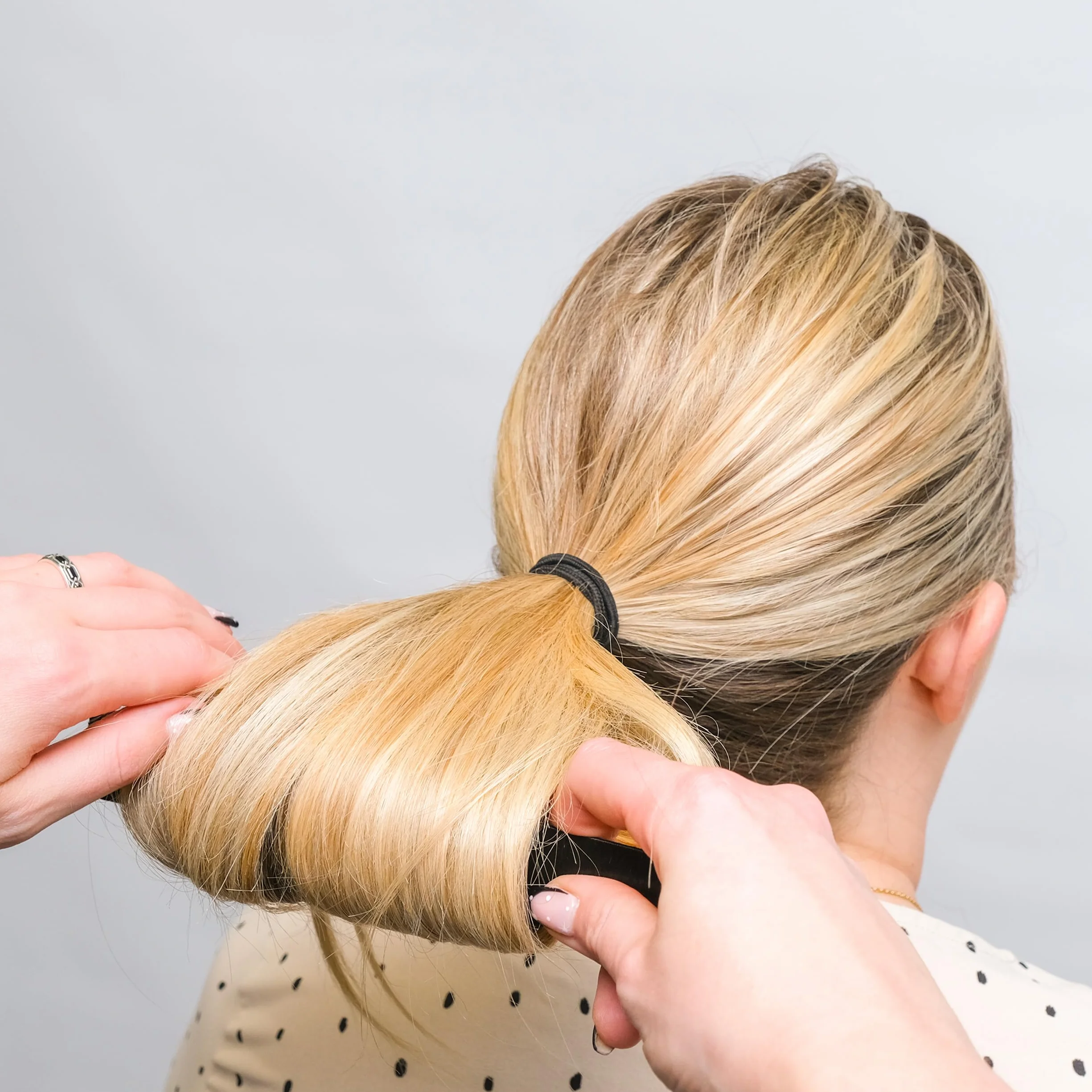 TRIXES Strumento per Styling Chignon Pack da 3 – Accessori per chignon resistenti e flessibili per acconciature raccolte facili e sicure, styling rapido, adatto per uso domestico o in salone