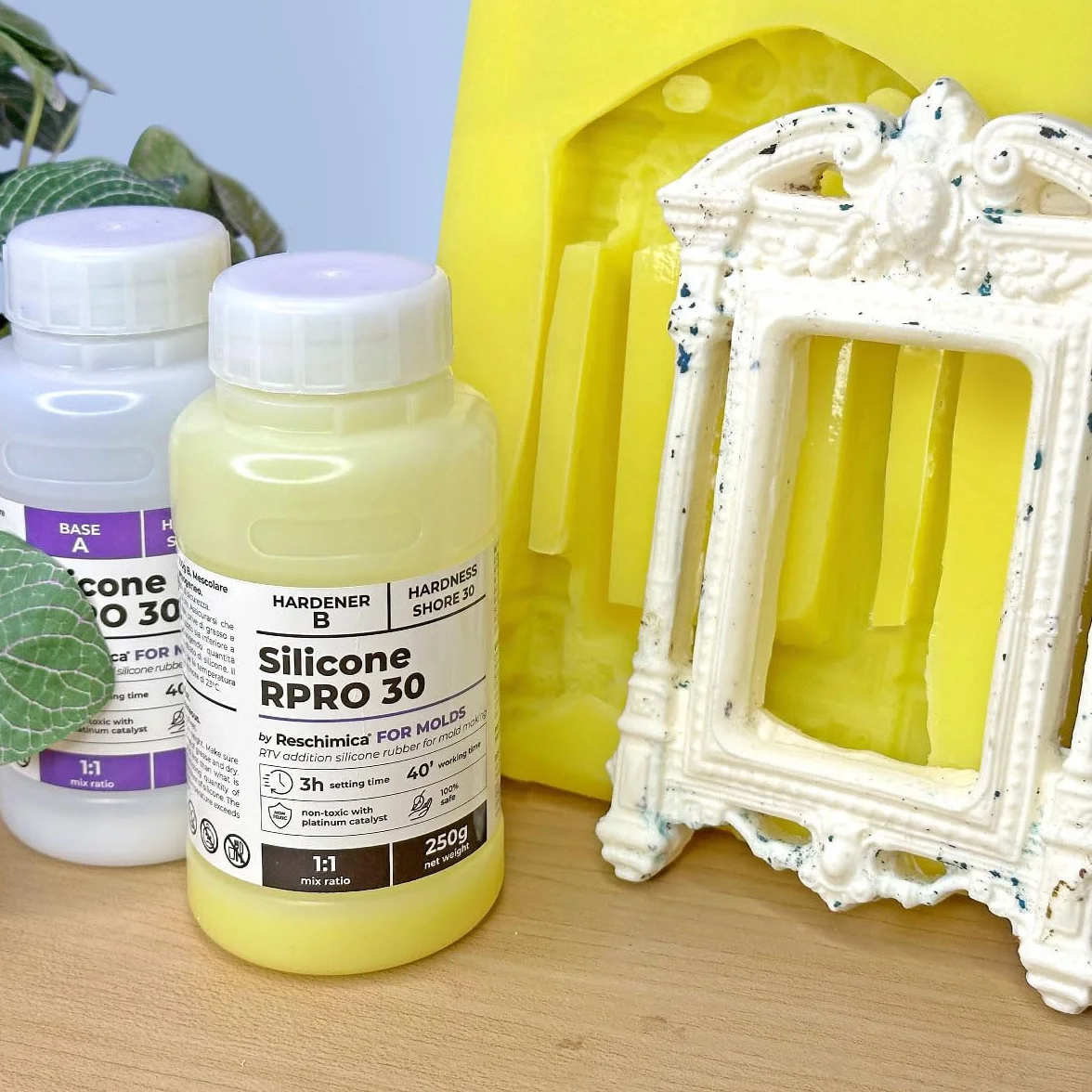 RESCHIMICA Silicone per Stampi Alta Durezza R PRO 30 1 kg Gomma Siliconica Atossica 1:1 Silicone Liquido Alta Resistenza