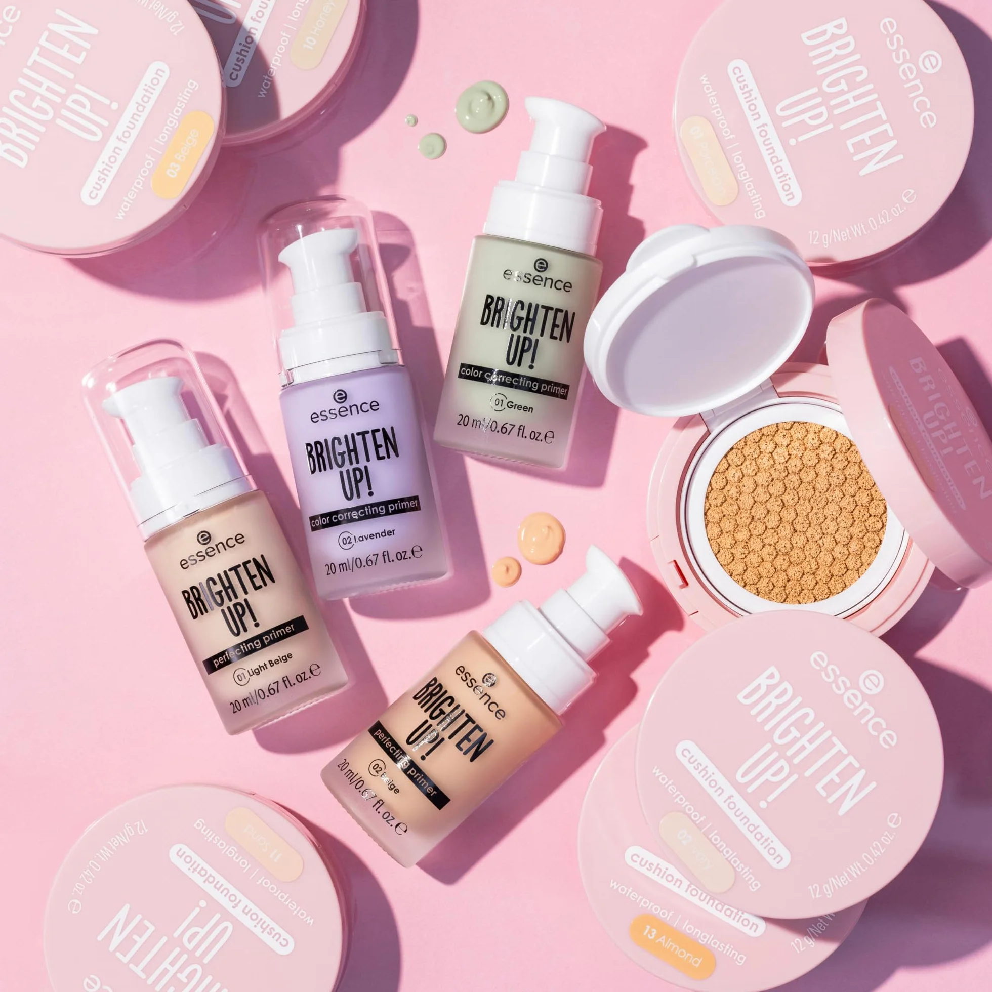 essence BRIGHTEN UP! fondotinta cushion, lunga durata, schiarente, naturale (12g)