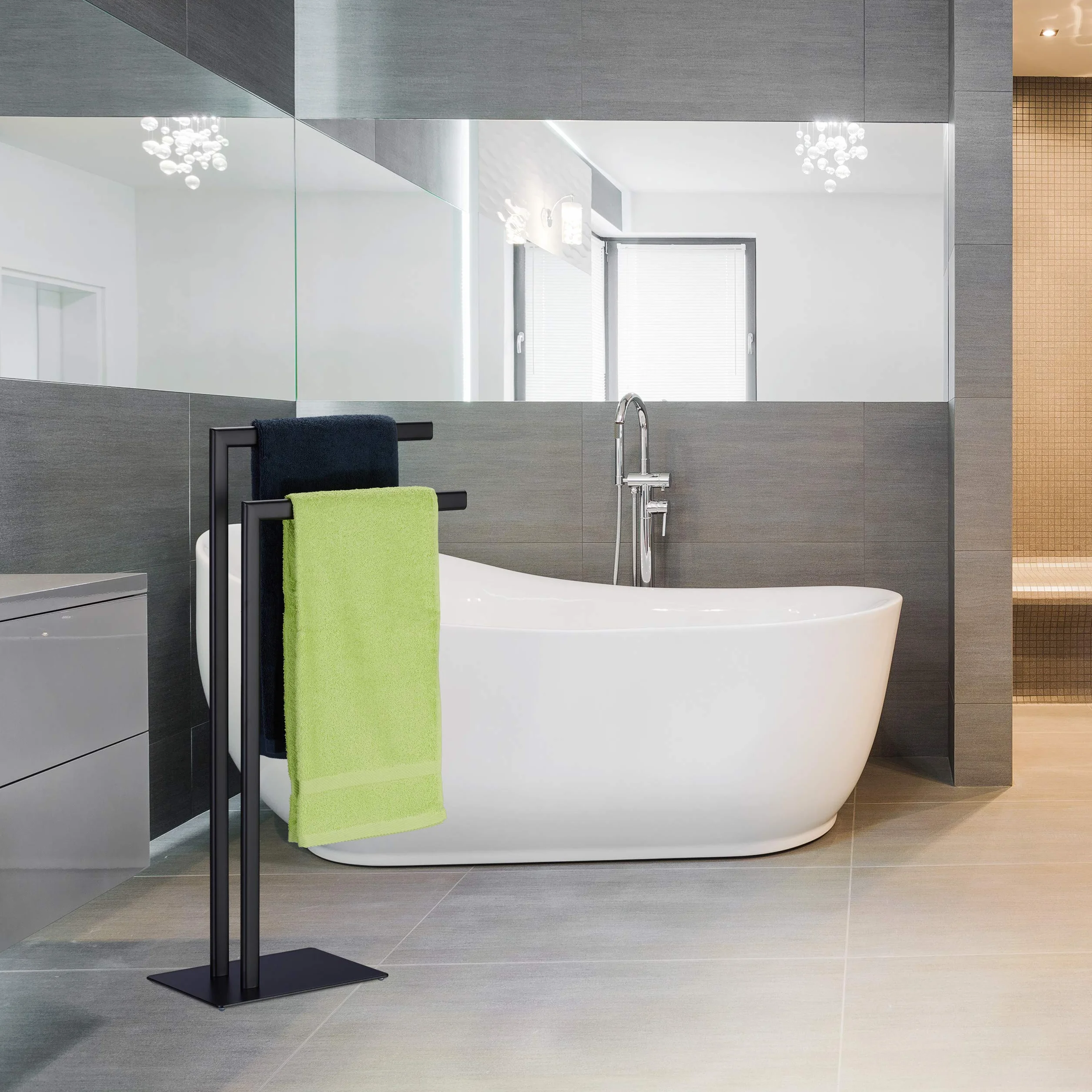 Relaxdays Portasciugamani da Terra Acciaio 2 Bracci HLP 81x49x20 cm Nero