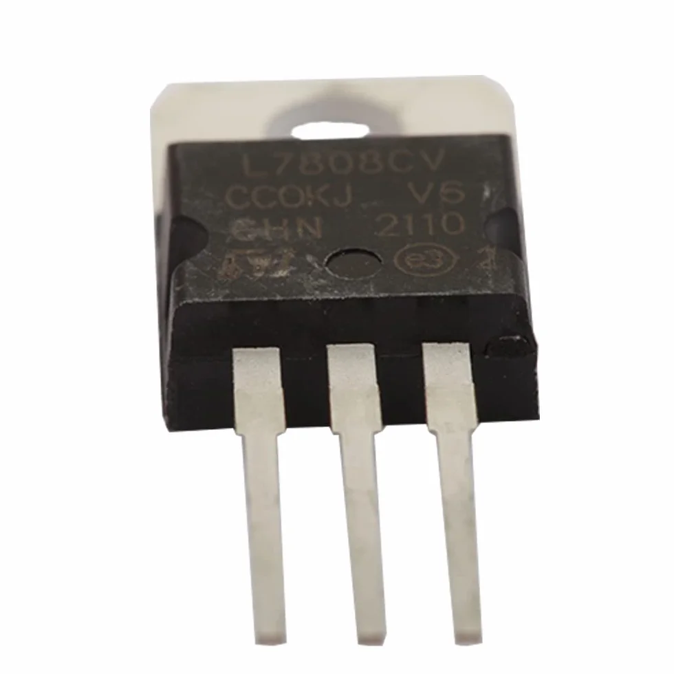 L7808CV TO220 regolatore di tensione LM7808 10 pezzi