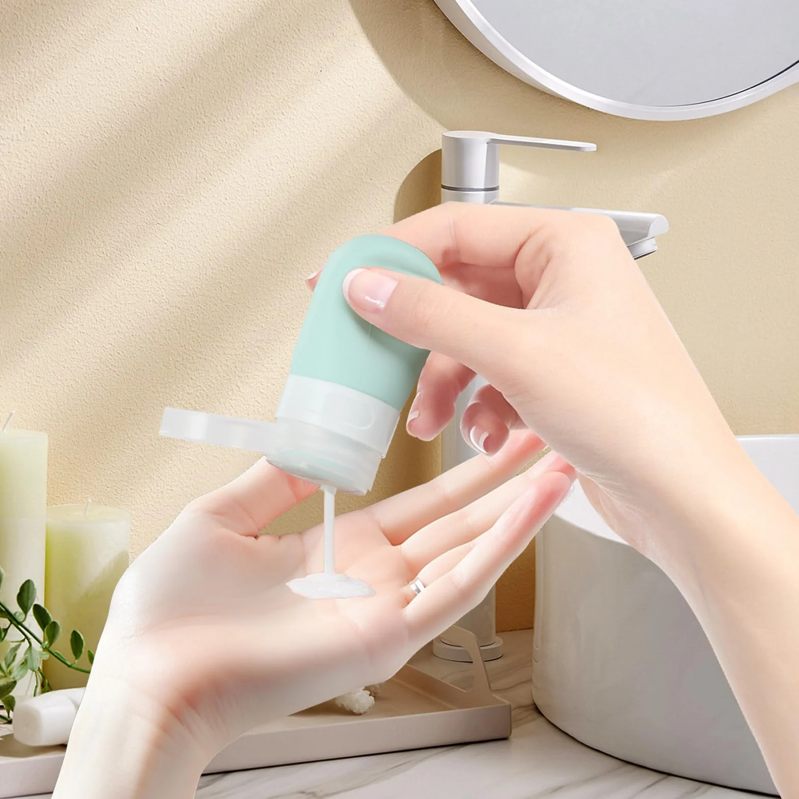 Bottiglie da Viaggio in Silicone Set - 18 Pezzi Contenitori da Viaggio - Kit da Viaggio per Aereo - Accessori per Flaconi da Viaggio - Per Shampoo/Liquidi/Lozione