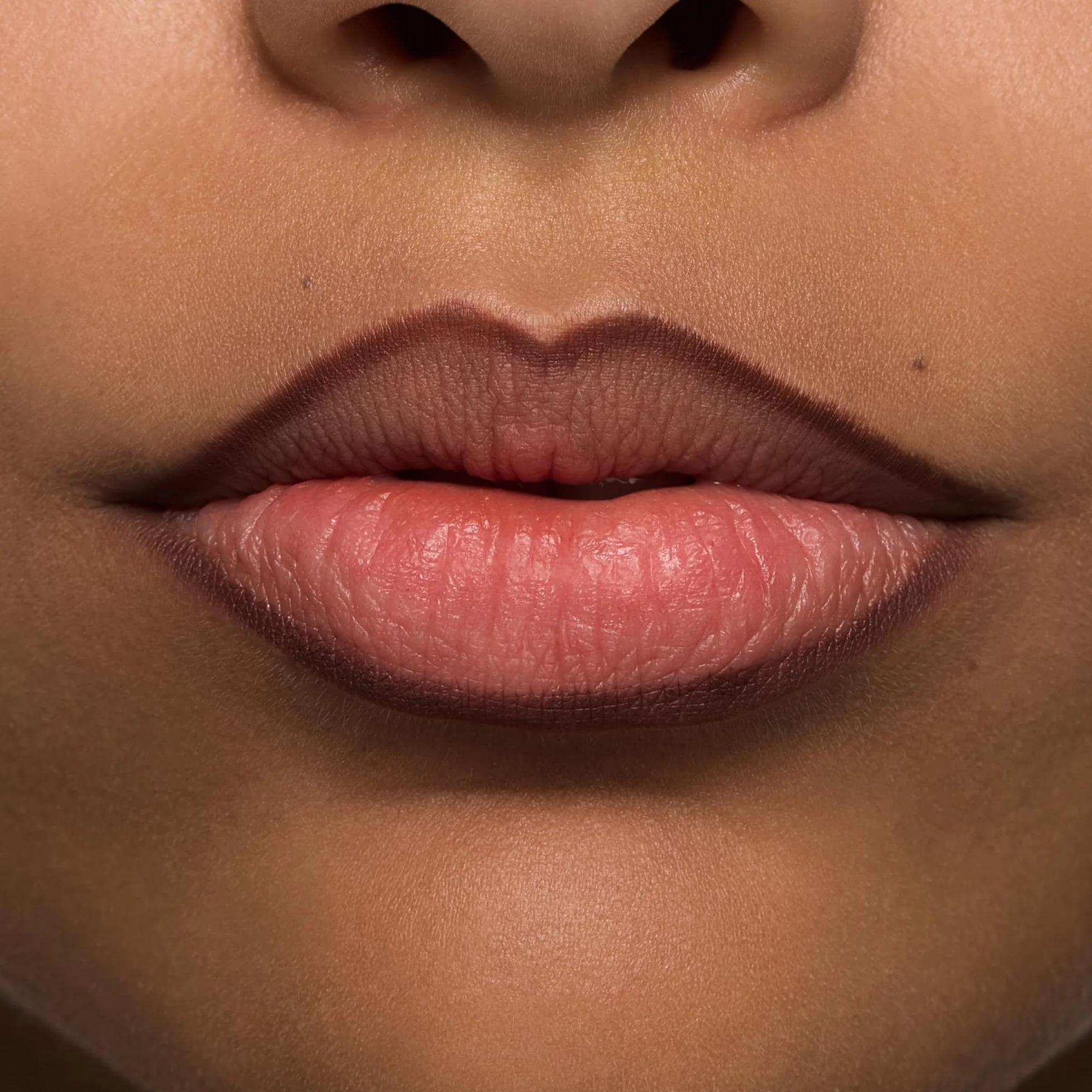 Matte Comfort Perfilador De Labios 8H #11-Chestnut Perfection 0,30 Gr Cura della persona e salute