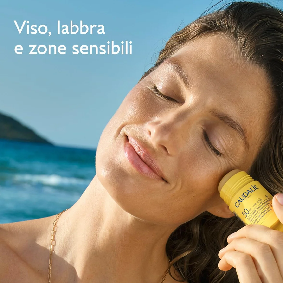 Caudalie Stick Invisibile ad Alta Protezione SPF50 – Olio di Vinaccioli, Filtri Solari Organici, Senza Profumo, Resistente all'Acqua, Adatto a Tutta la Famiglia, Vegano, PA++++