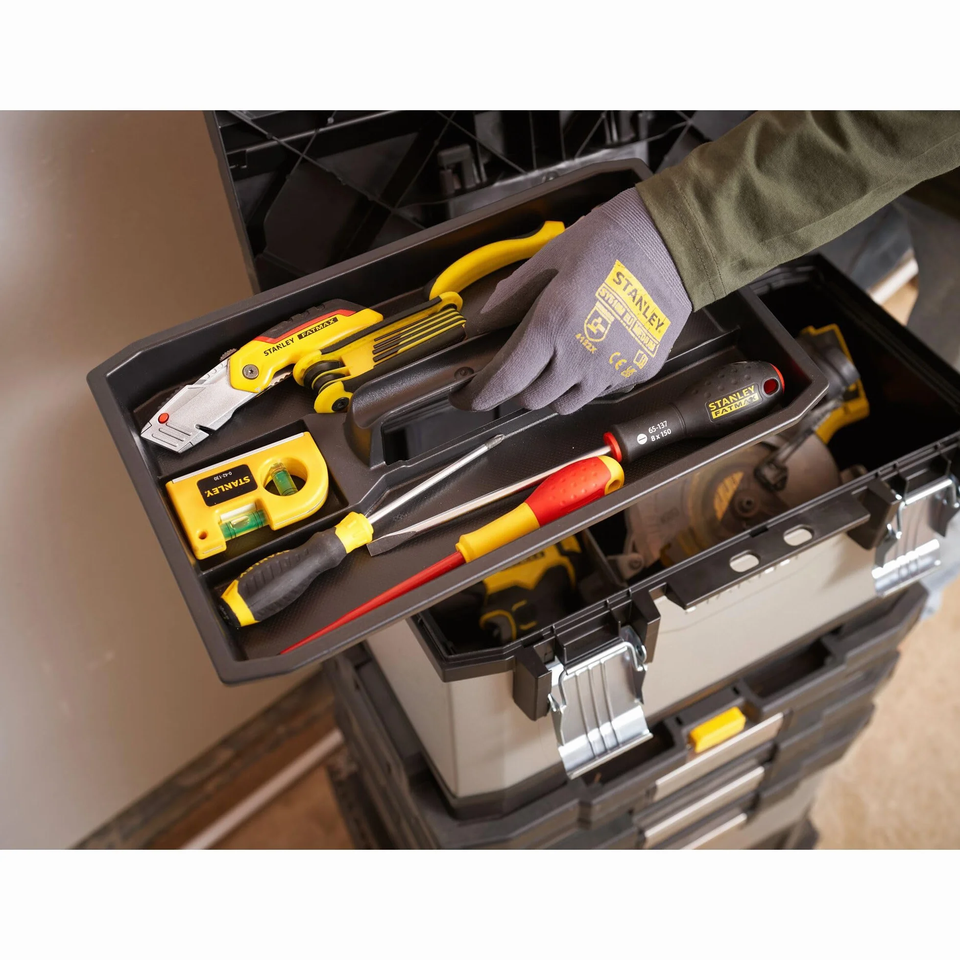 STANLEY FATMAX Carrello Porta Utensili 56.8 x 89.3 x 38.9 cm 1-95-622