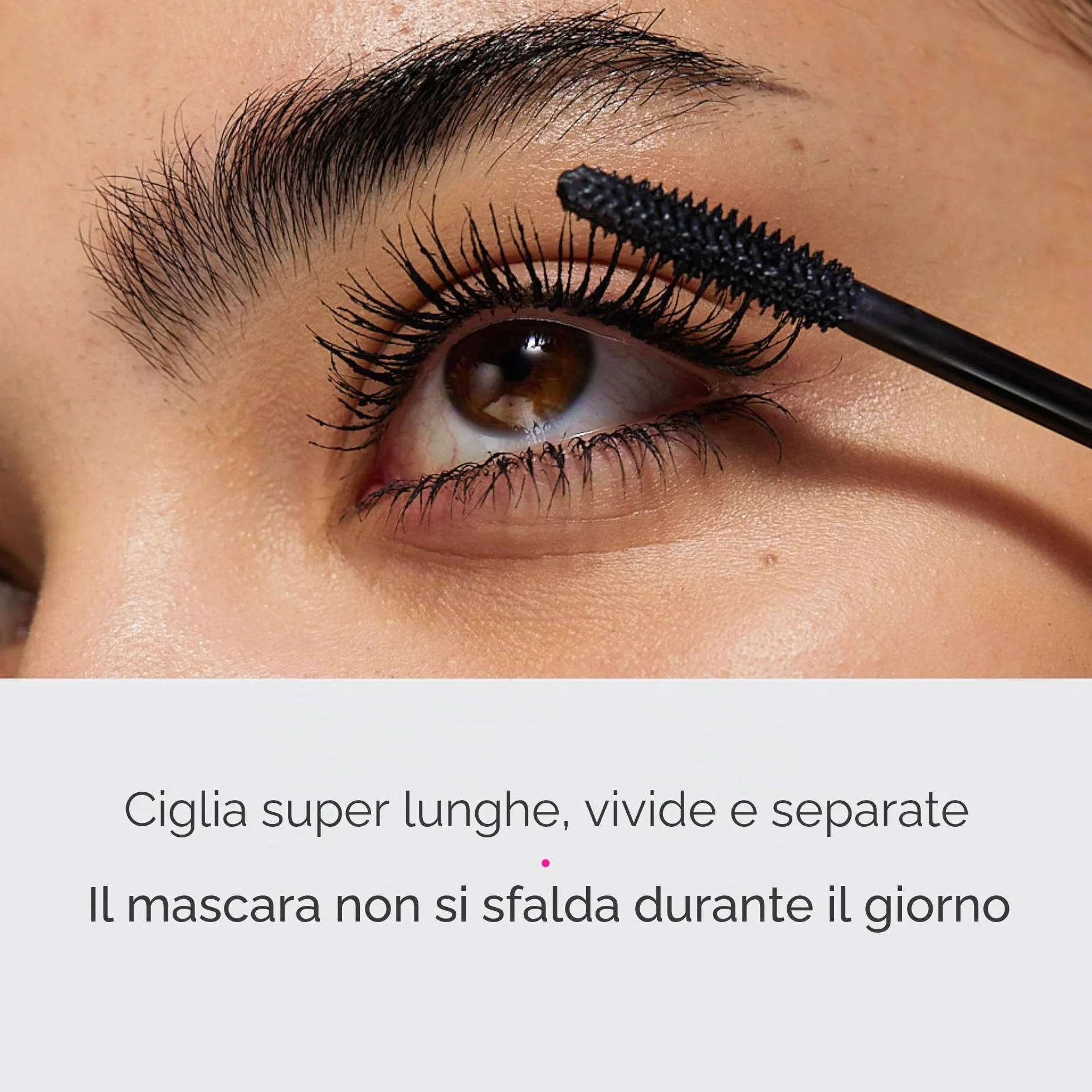 VIVIENNE SABO Artistic Volume Mascara 9 ml | Cabaret Premiere | Colore Nero | Per uno Sguardo Seducente e Irresistibile con Effetto Wow | Ciglia Perfettamente Separate e Senza Grumi, Lunga Durata