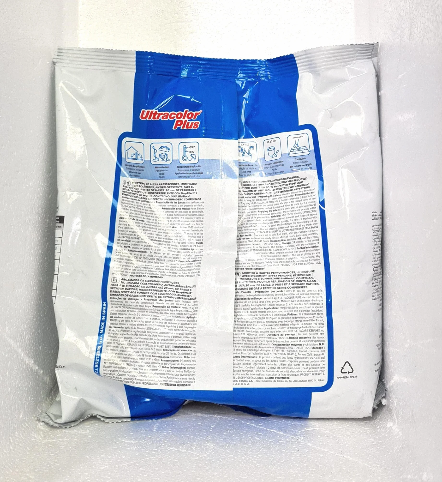 Mapei Ultracolor Plus 111 zaprawa fugowa szara srebrna 2 kg