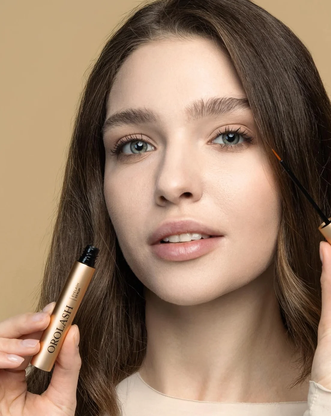 Siero Ciglia Allungante e Volumizzante OROLASH 3ML (3 mesi) | Ideale Per Infoltimento Ciglia e Sopracciglia | 100% EFFICACE