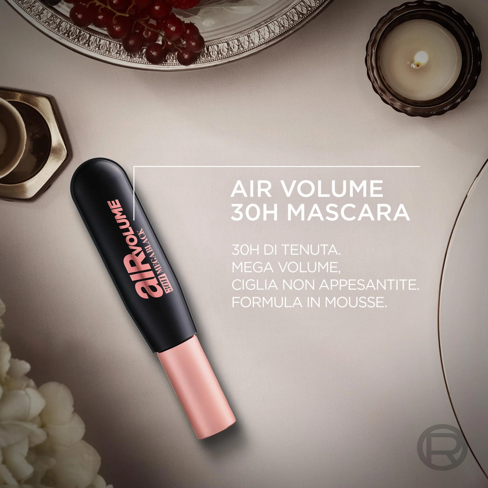 L'Oréal Paris Pochette Regalo Make Up à La Carte con Mascara Volumizzante Air Volume 30H Extra-Nero e Mini-Matita Occhi, Per i Tuoi Look Festivi, Con Elegante Beauty Case in Vernice Nera