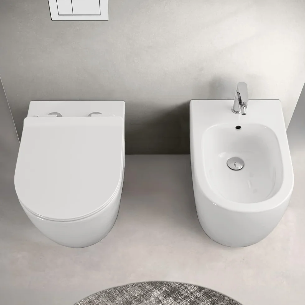 Tokyo WC filo muro a terra Rimless ceramica bianca design slim