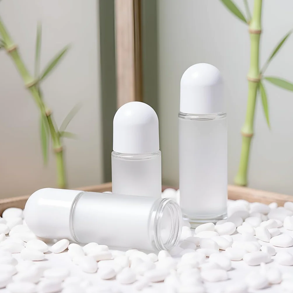 2 bottiglie a rullo vuote in vetro da 50 ml, con sfera roll-on in plastica, contenitori a prova di perdite, con tappo bianco, per oli essenziali, contenitori ricaricabili