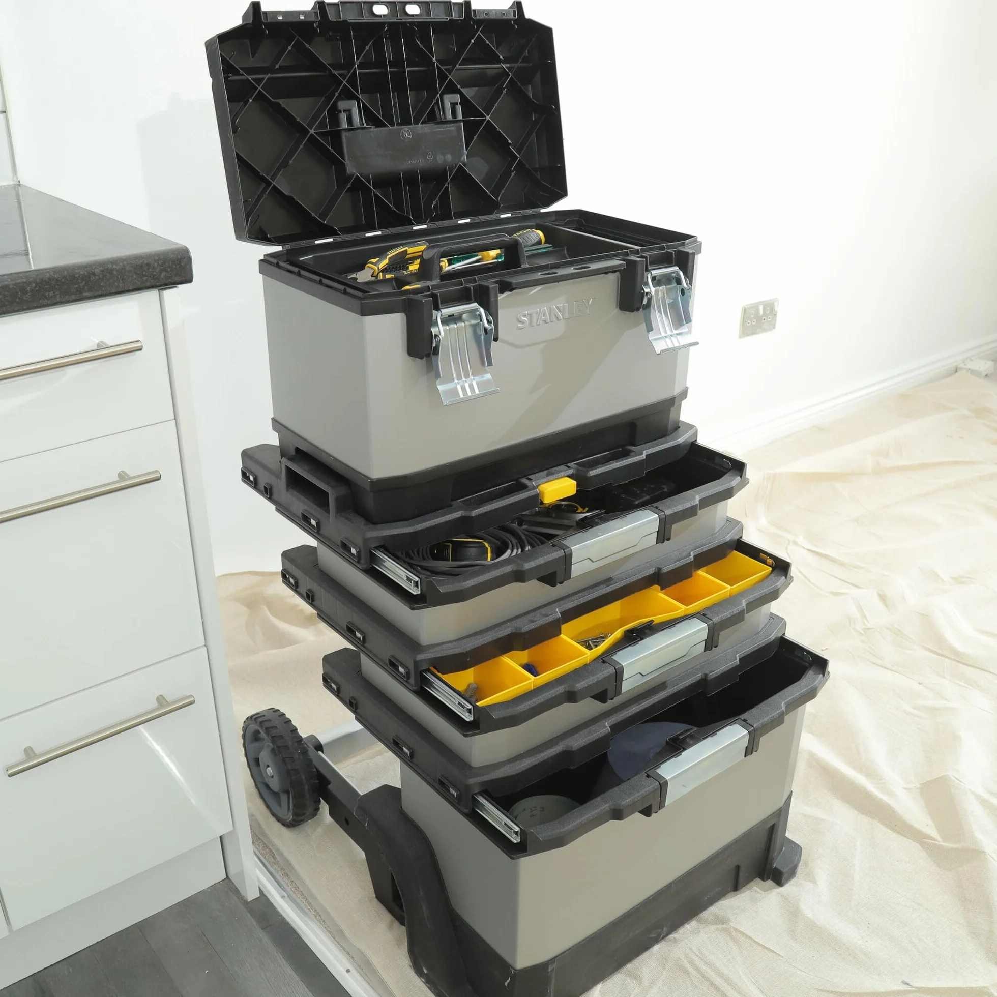 STANLEY FATMAX Carrello Porta Utensili 56.8 x 89.3 x 38.9 cm 1-95-622