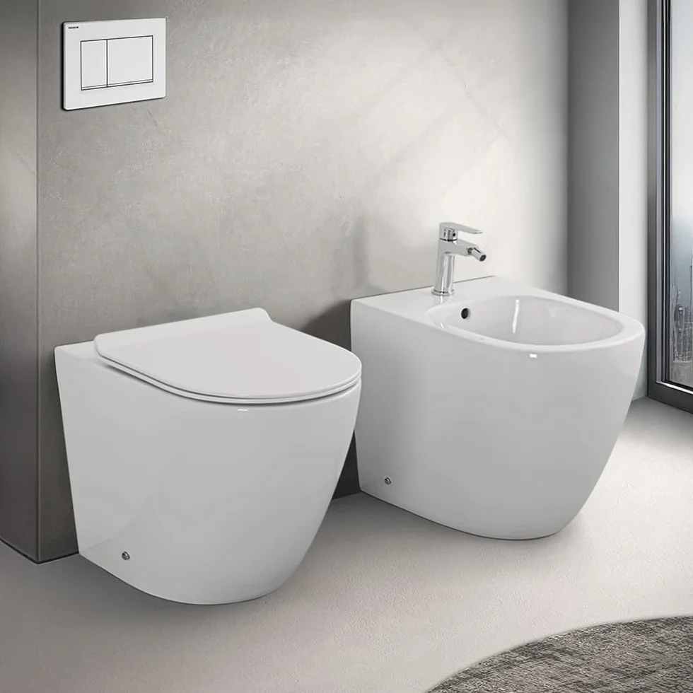Tokyo WC filo muro a terra Rimless ceramica bianca design slim