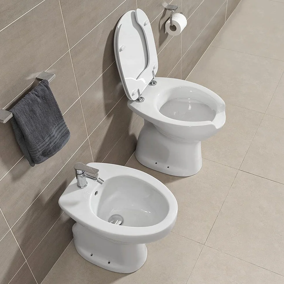 Water per disabili con apertura frontale H. 51 cm ceramica bianca lucida