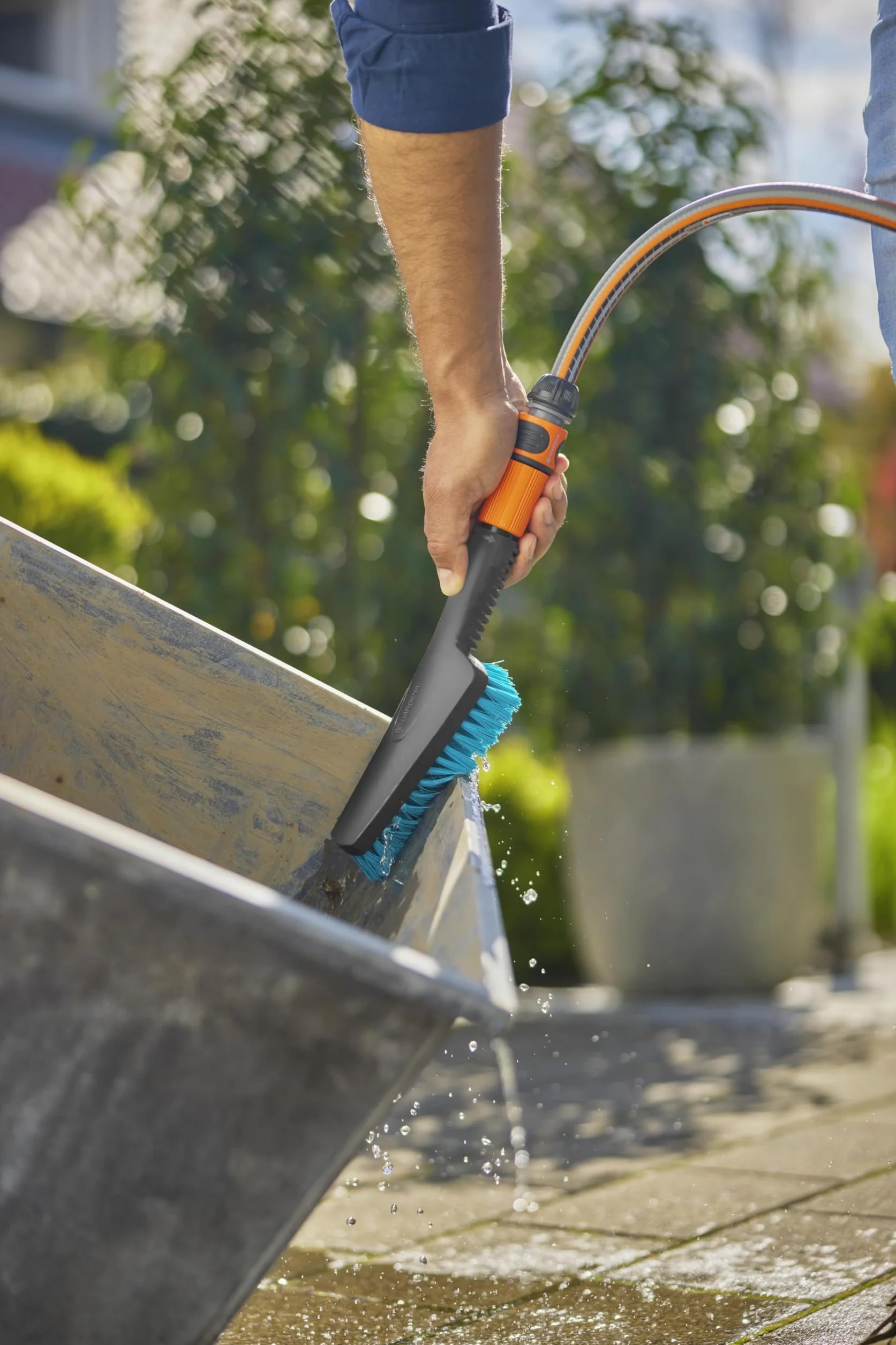 Gardena Spazzola manuale Cleansystem S hard 18844-20 con raccordo tubo regolazione flusso idrico