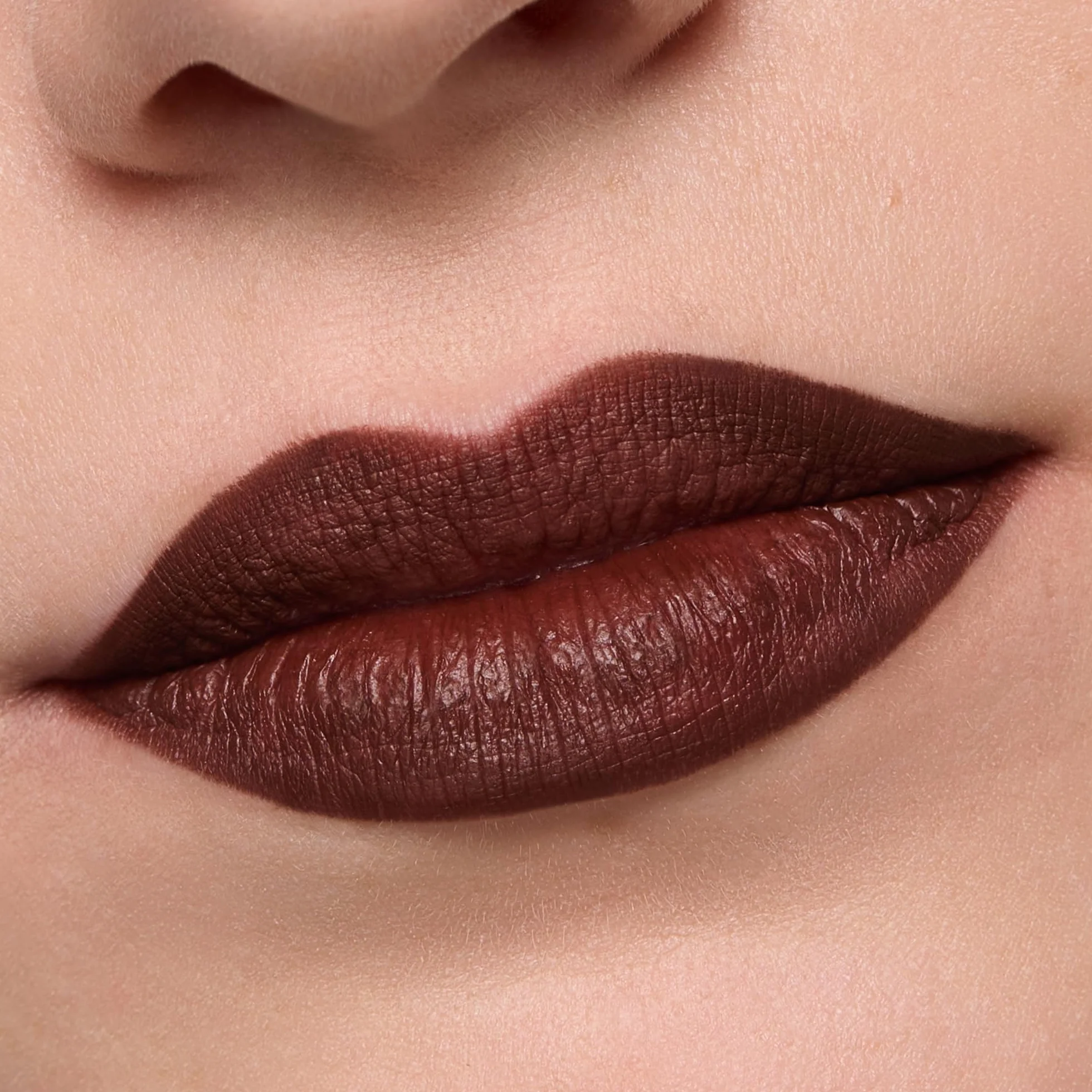 Matte Comfort Perfilador De Labios 8H #11-Chestnut Perfection 0,30 Gr Cura della persona e salute