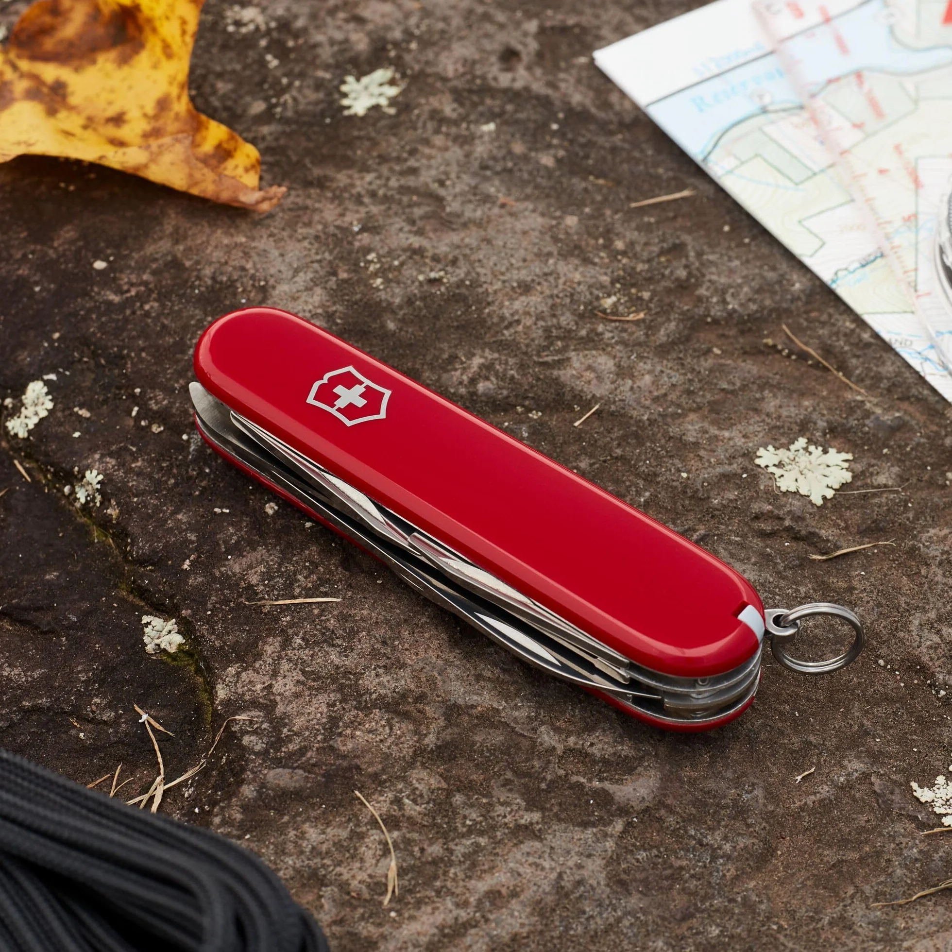 Victorinox Hiker Original Swiss Army Knife 13 Functions Camping Tool
