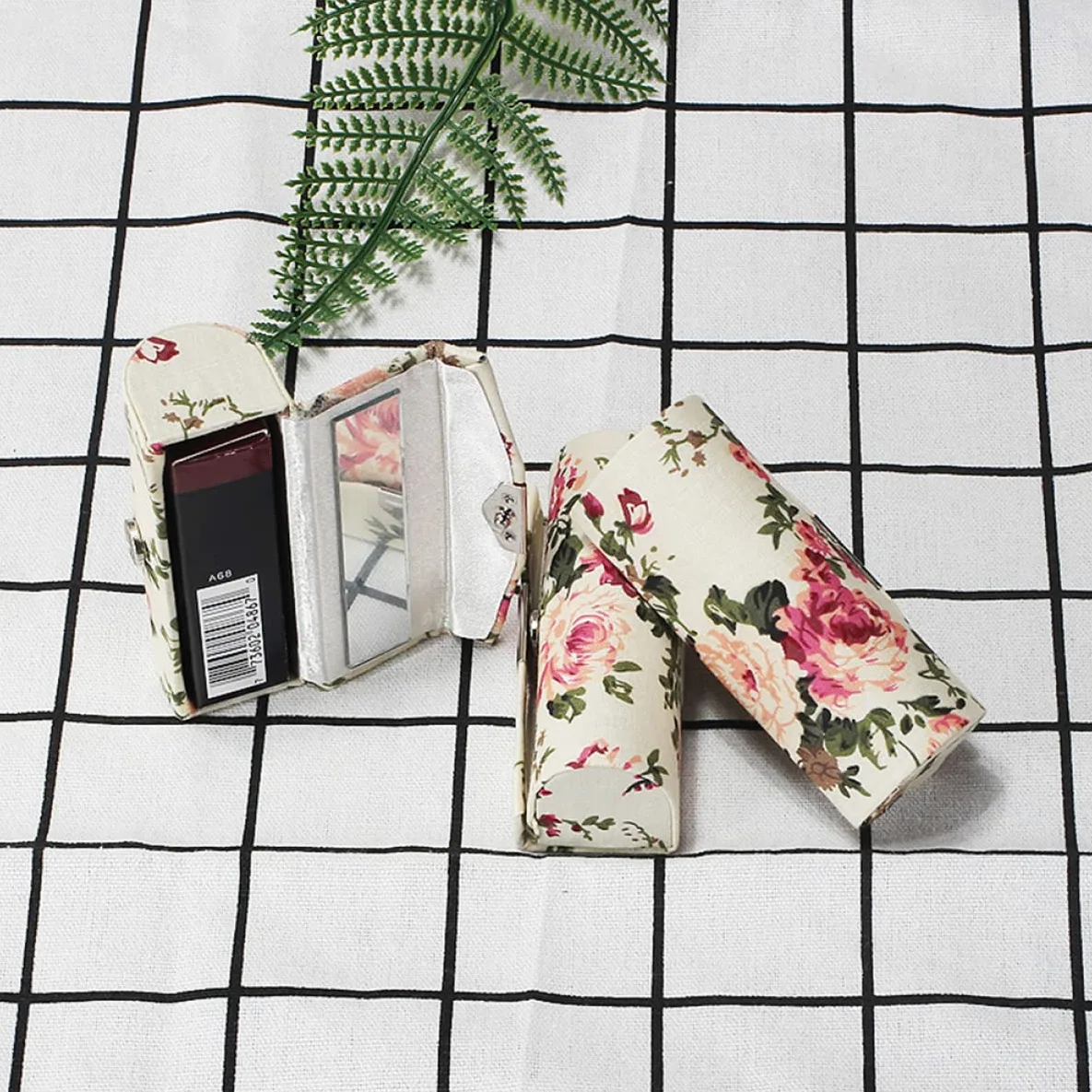 Abaodam 12pezzi Organizer Per Rossetto Con Specchio Porta Rossetti Per Borse Contenitore Cosmetico Per Donne Nero Bianco Rosa e Blu