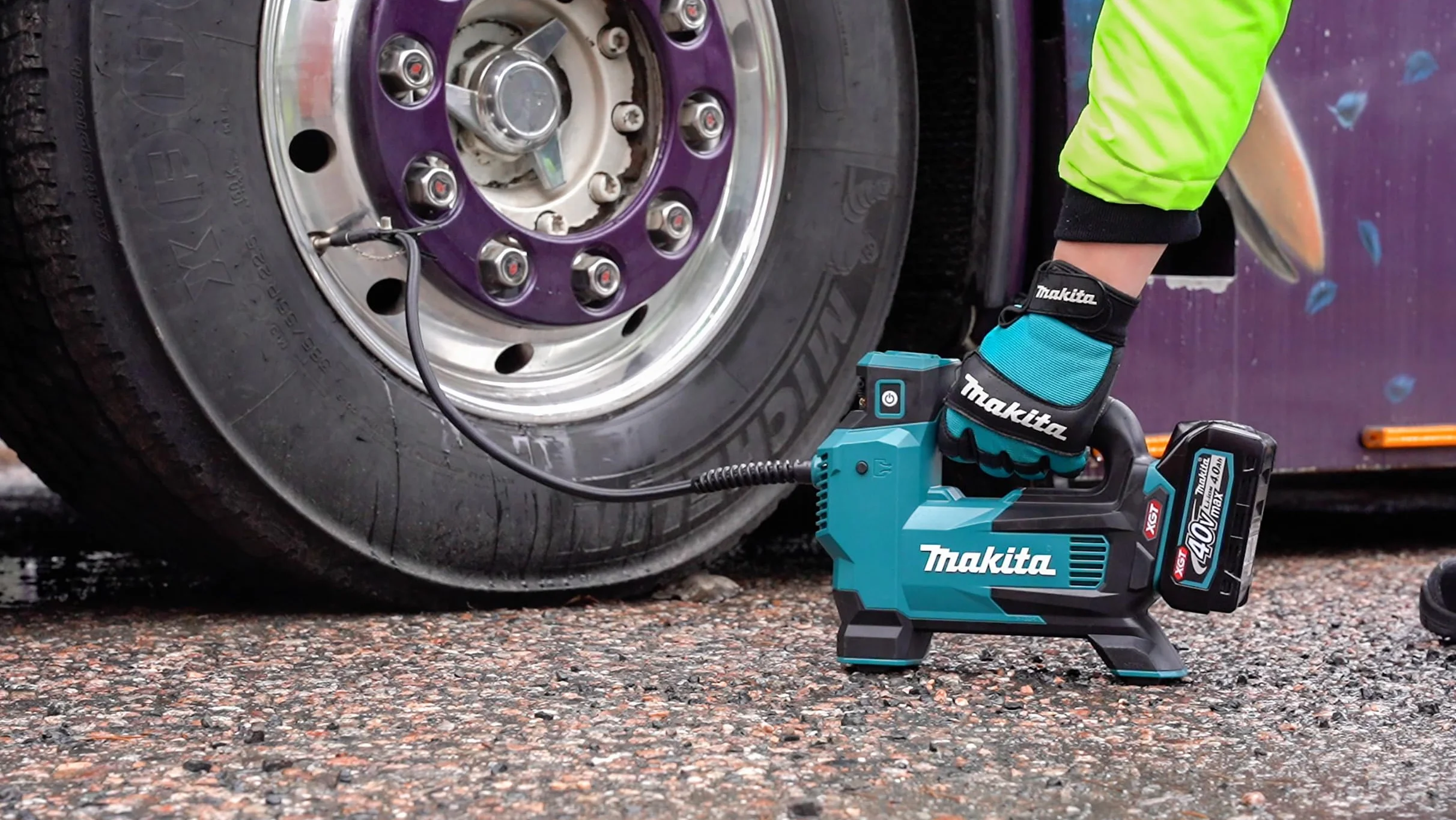 Makita Compressore MP001GZ 11,1 bar 40V max.