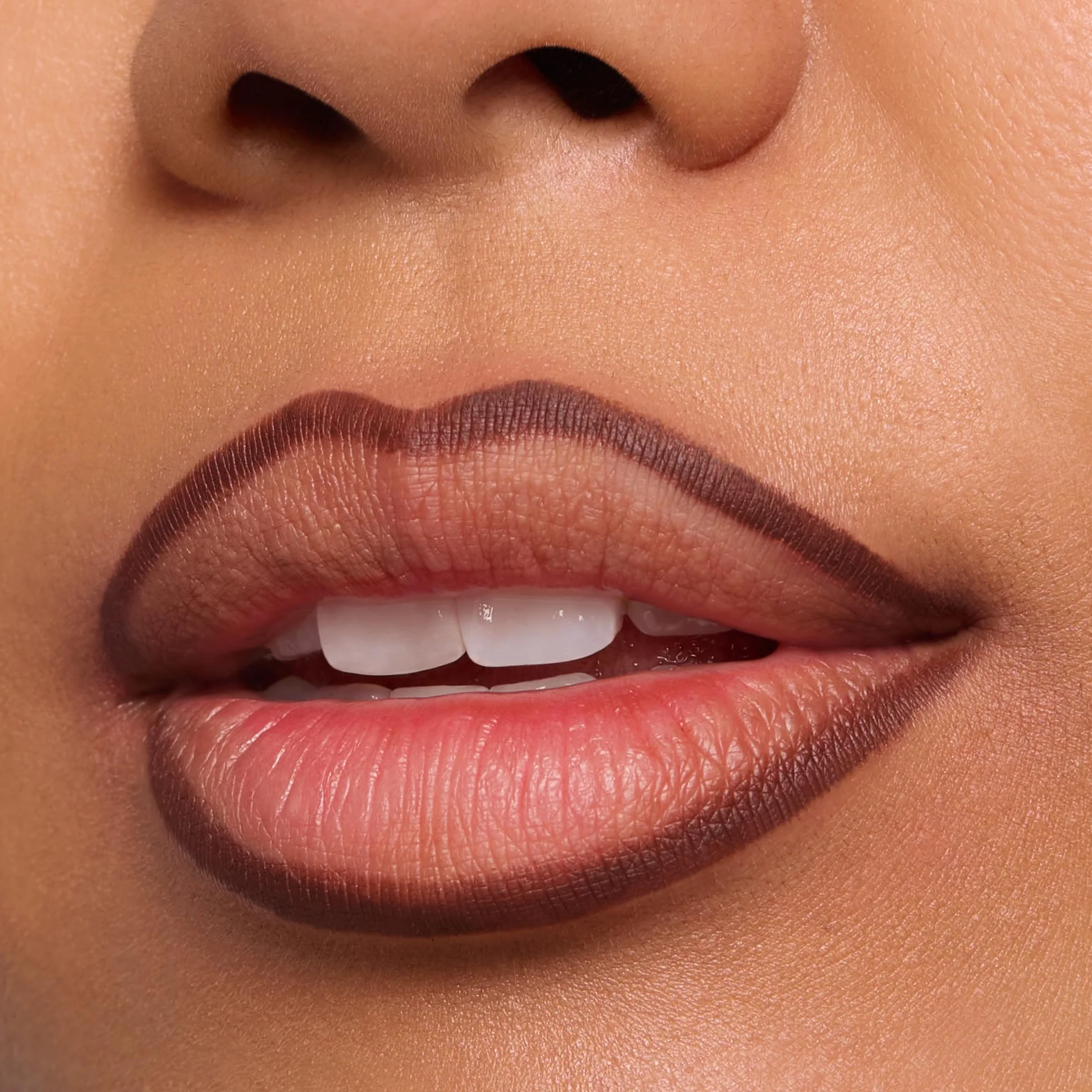 Matte Comfort Perfilador De Labios 8H #11-Chestnut Perfection 0,30 Gr Cura della persona e salute