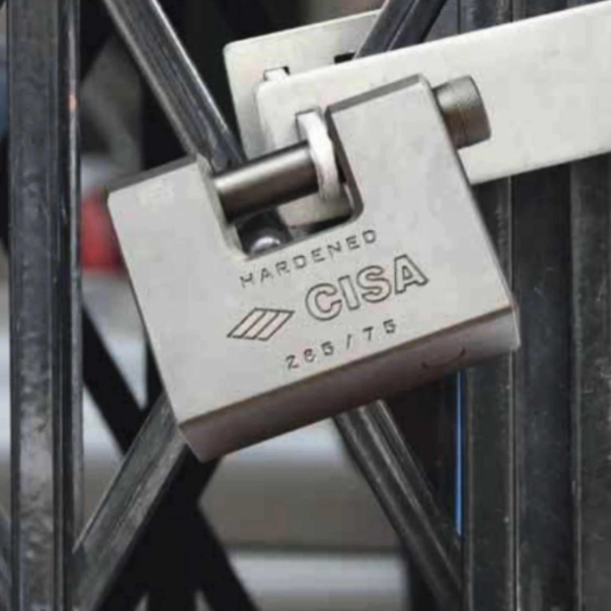 CISA Lucchetto Antiscasso Corazzato Acciaio Monoblocco 12855L840 Chiave LIM 84 mm