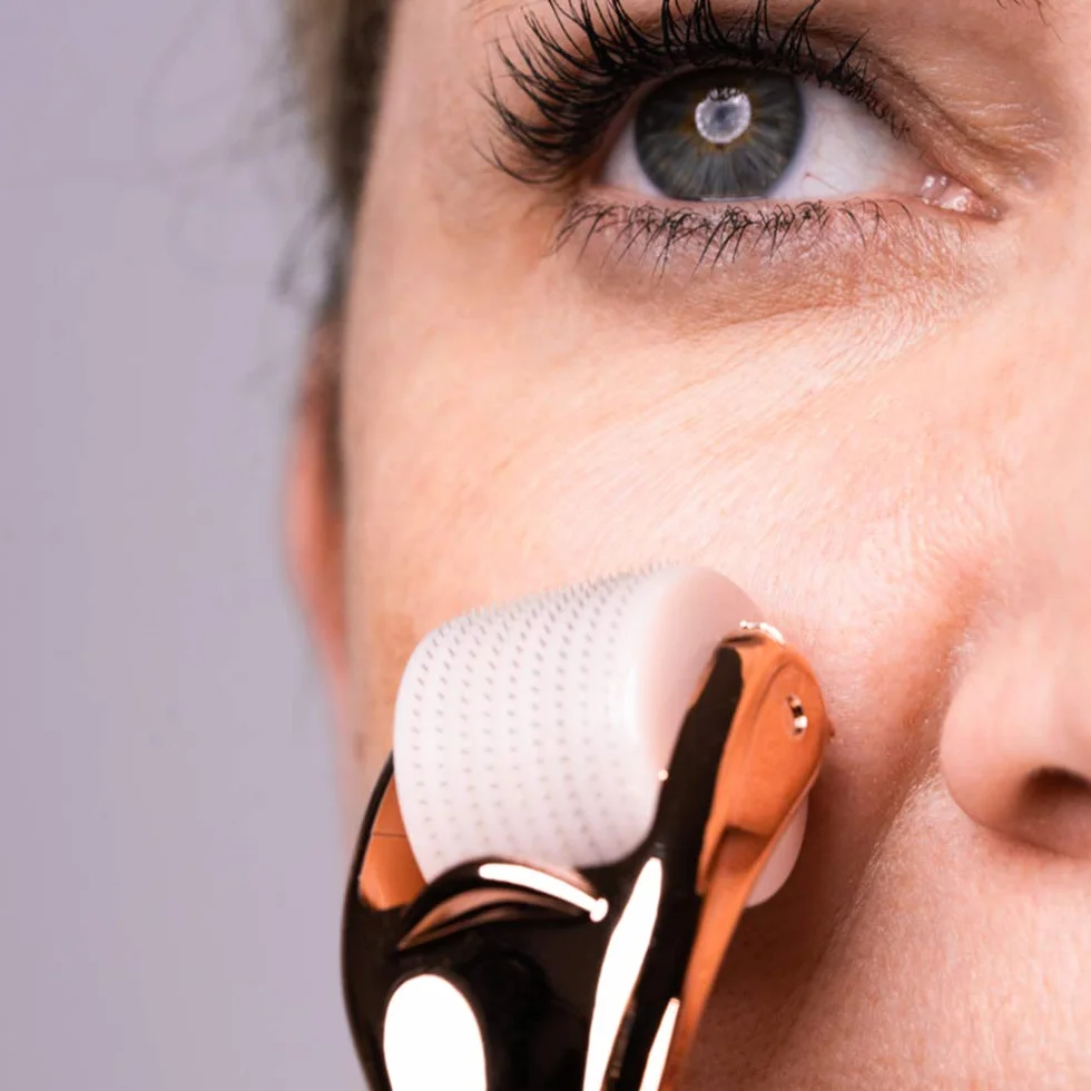M1 SELECT “NEEDLING” – Dermaroller da 0,5 mm, trattamento anti-invecchiamento domestico, con 540 aghi in titanio medico