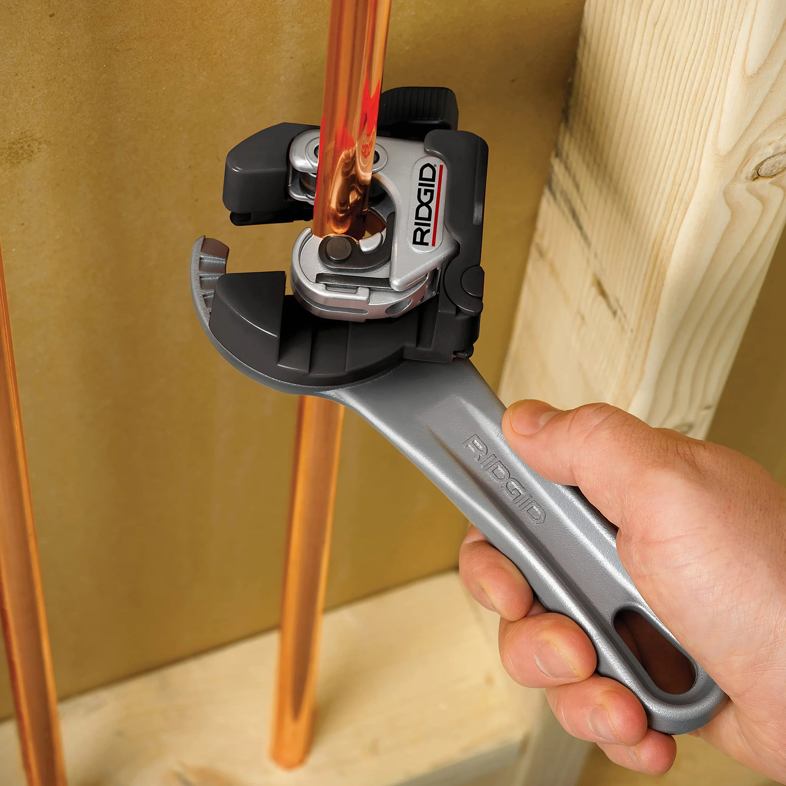 RIDGID 32573 Tagliatubi AUTOFEED 2-in-1 modello 118 6-28 mm con impugnatura a cricco