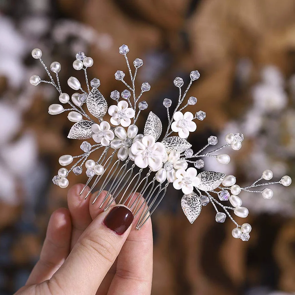 Pettine per capelli da sposa con fiori e perline, accessorio per capelli per donne e ragazze (argento)