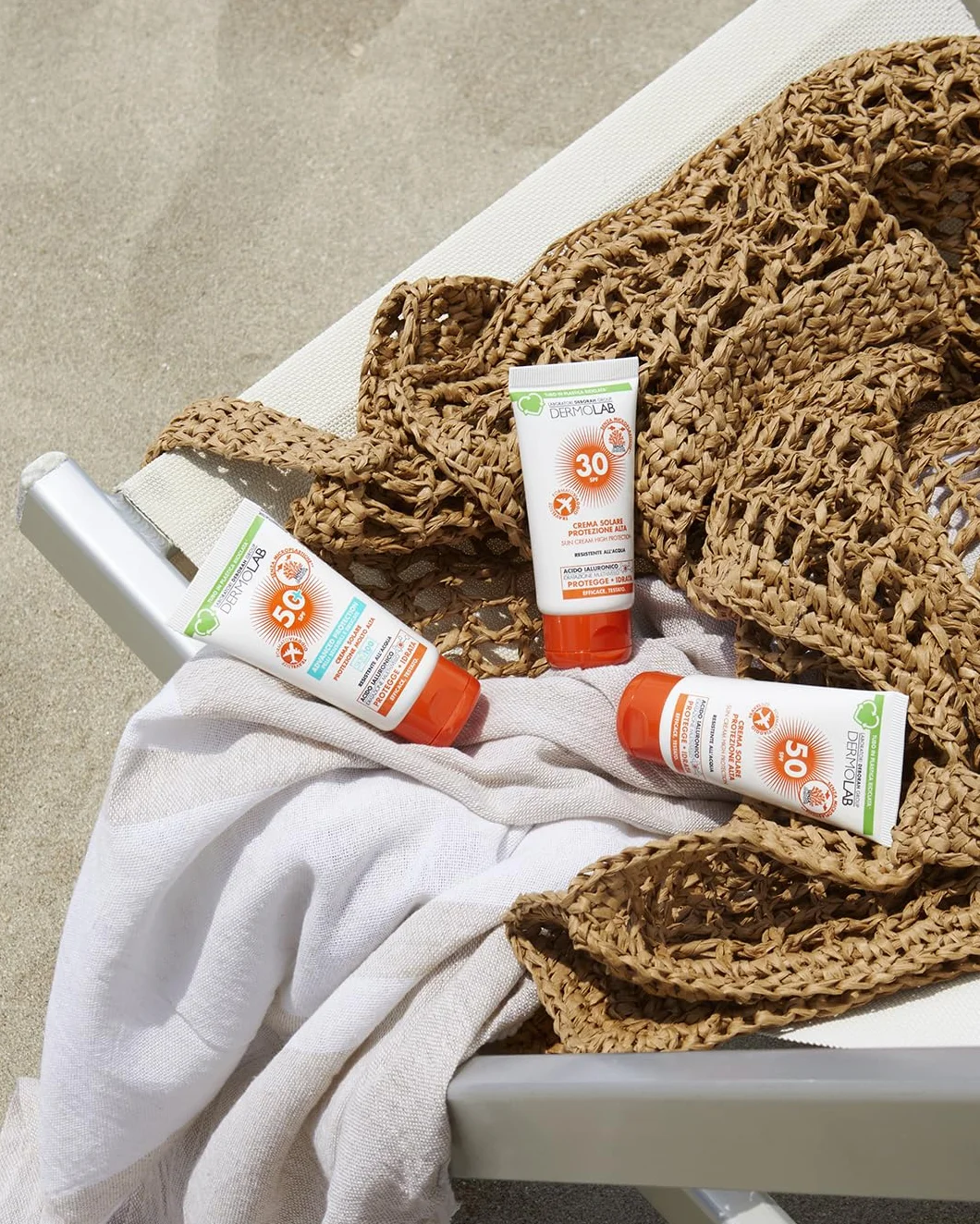 Dermolab - Crema Solare Protezione Molto Alta, per pelli chiare e delicate, Resistente All'acqua, SPF 50+, Formato Travel, 50 ml