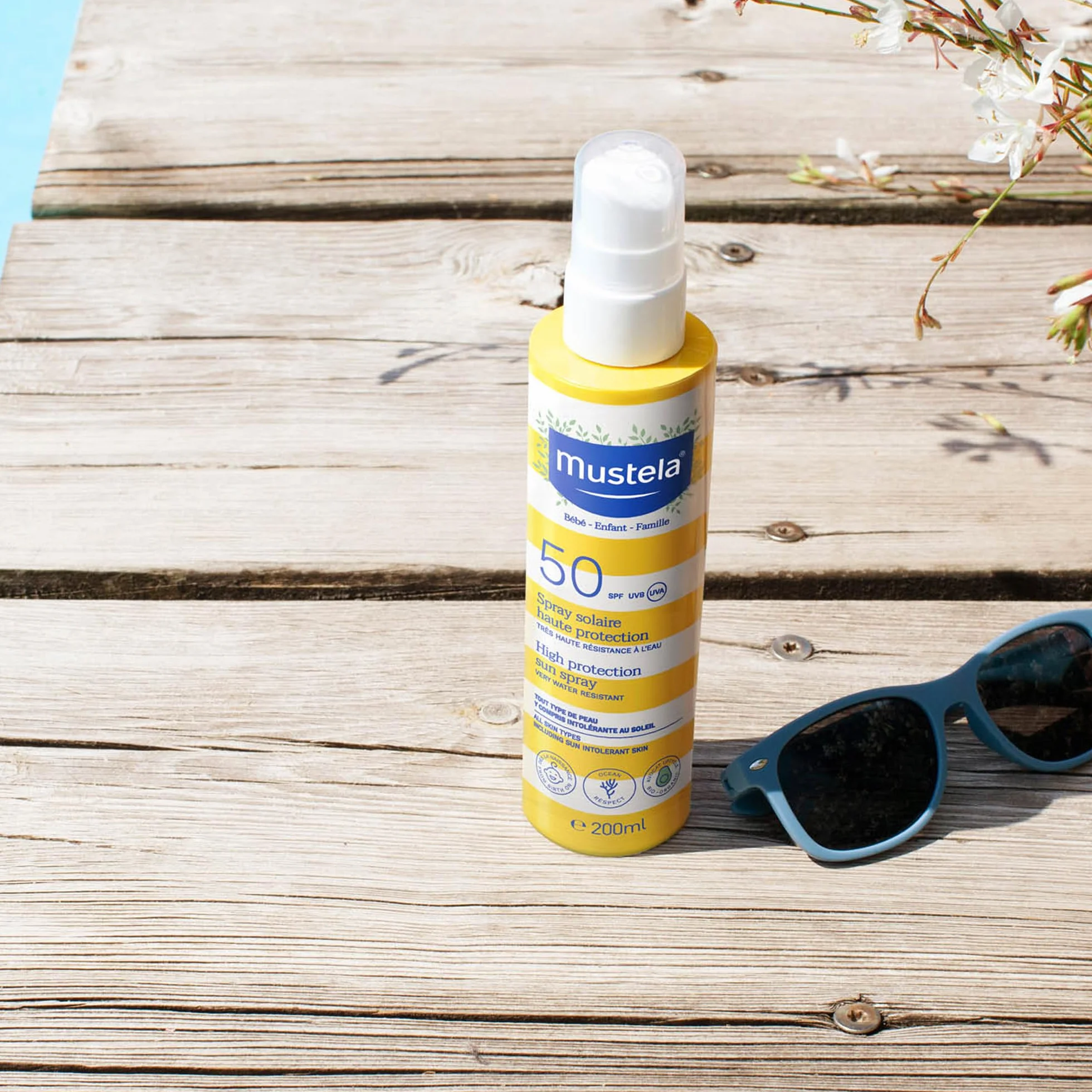 Mustela Spray Latte Solare Spf 50, Viso, Corpo, Con Avocado e Vitamina E, Neonati, Bambini, Tutta la Famiglia, Adatto in Gravidanza - Protezione Molto Alta dai Raggi UVB e UVA (200ml)